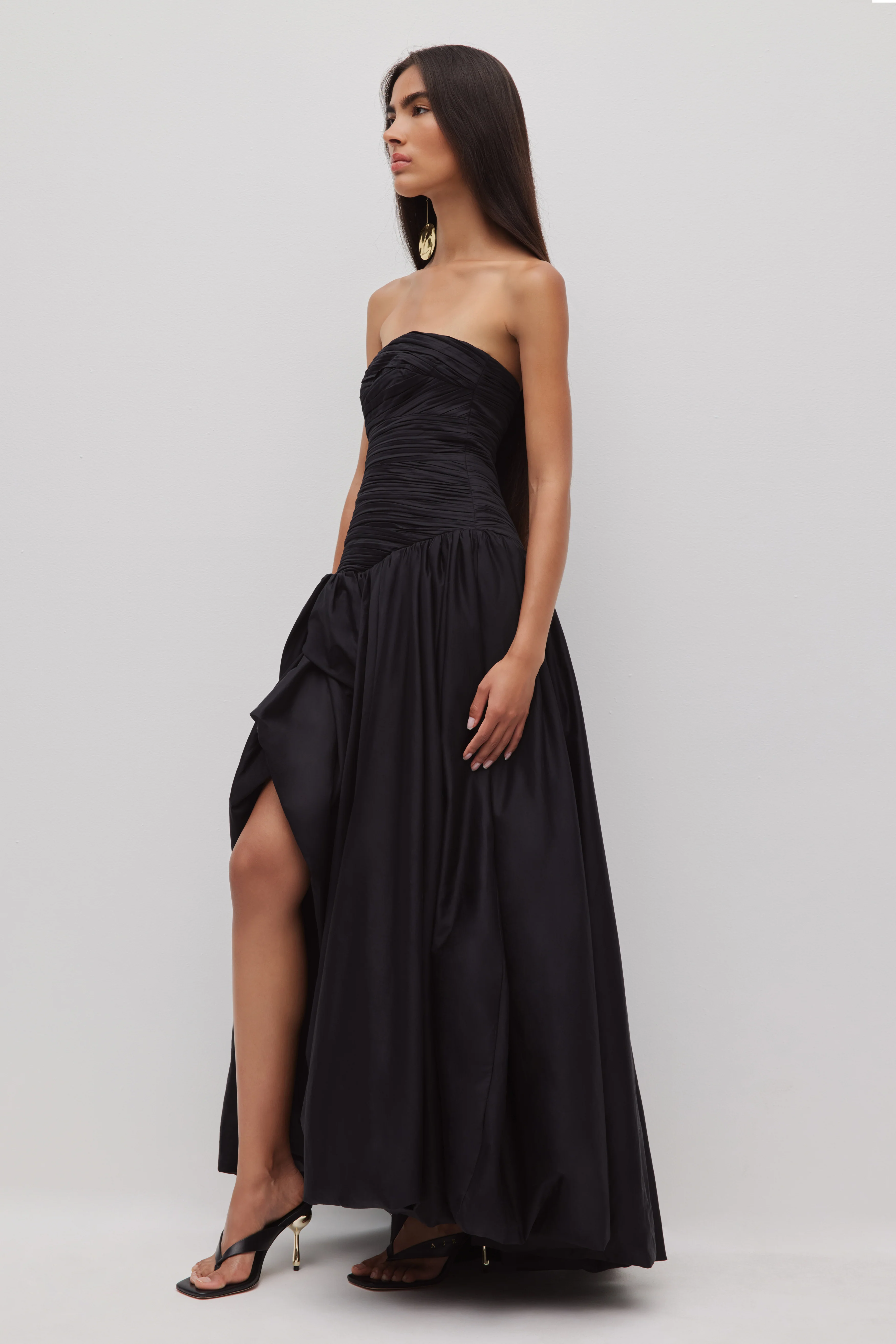 0-violette-bubble-hem-maxi-drs-3.webp Violette Bubble Hem Maxi Drs