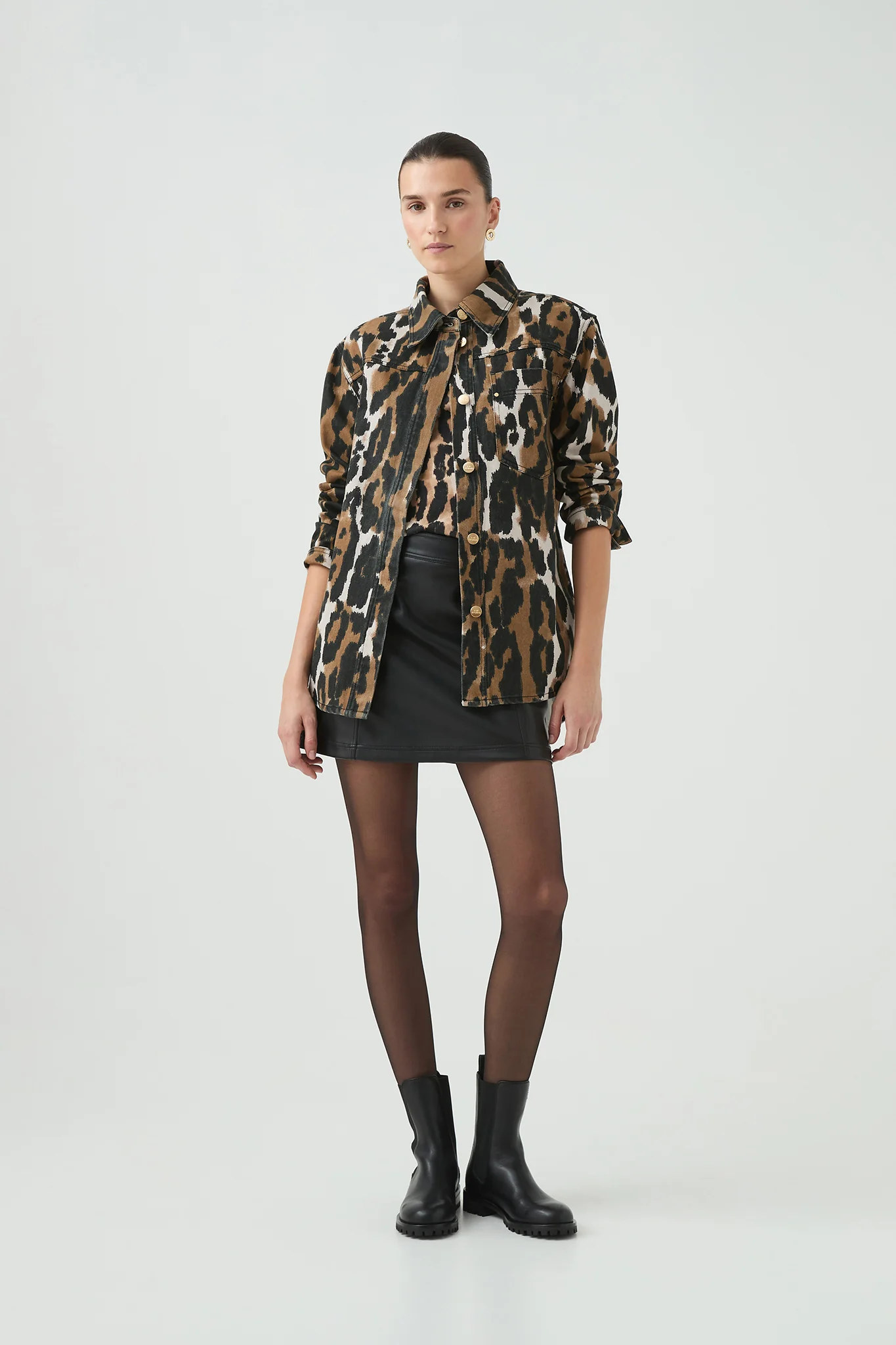 10035-sienna-button-up-shirt-3.webp Sienna Button Up Shirt