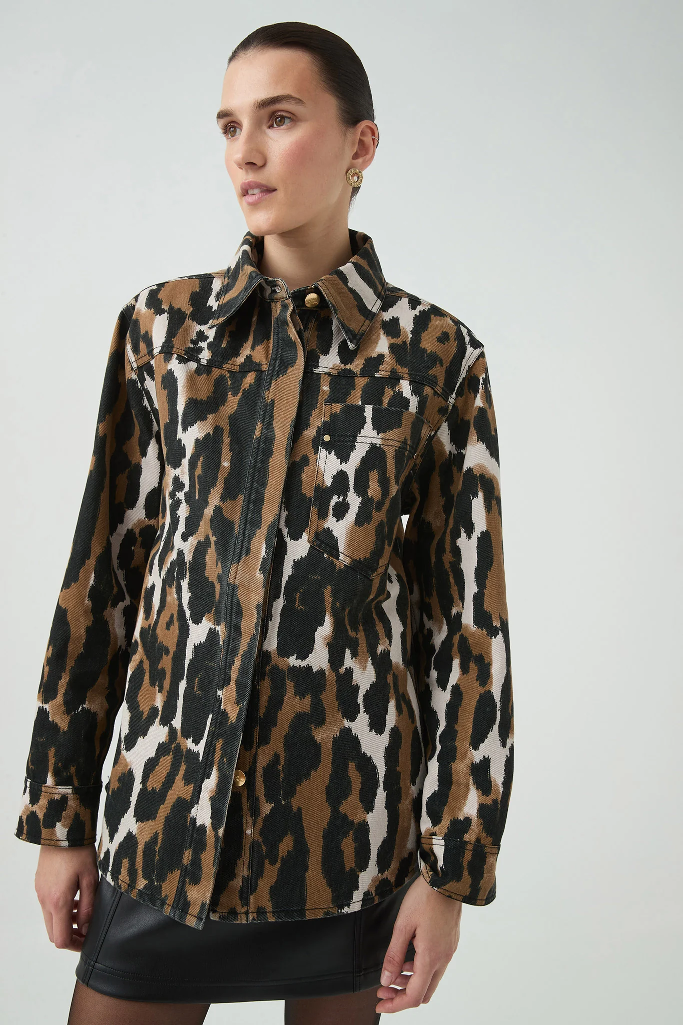 10035-sienna-button-up-shirt-4.webp Sienna Button Up Shirt