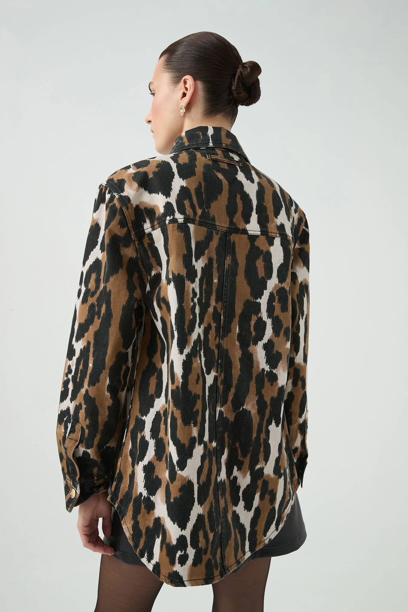 10035-sienna-button-up-shirt-6.webp Sienna Button Up Shirt