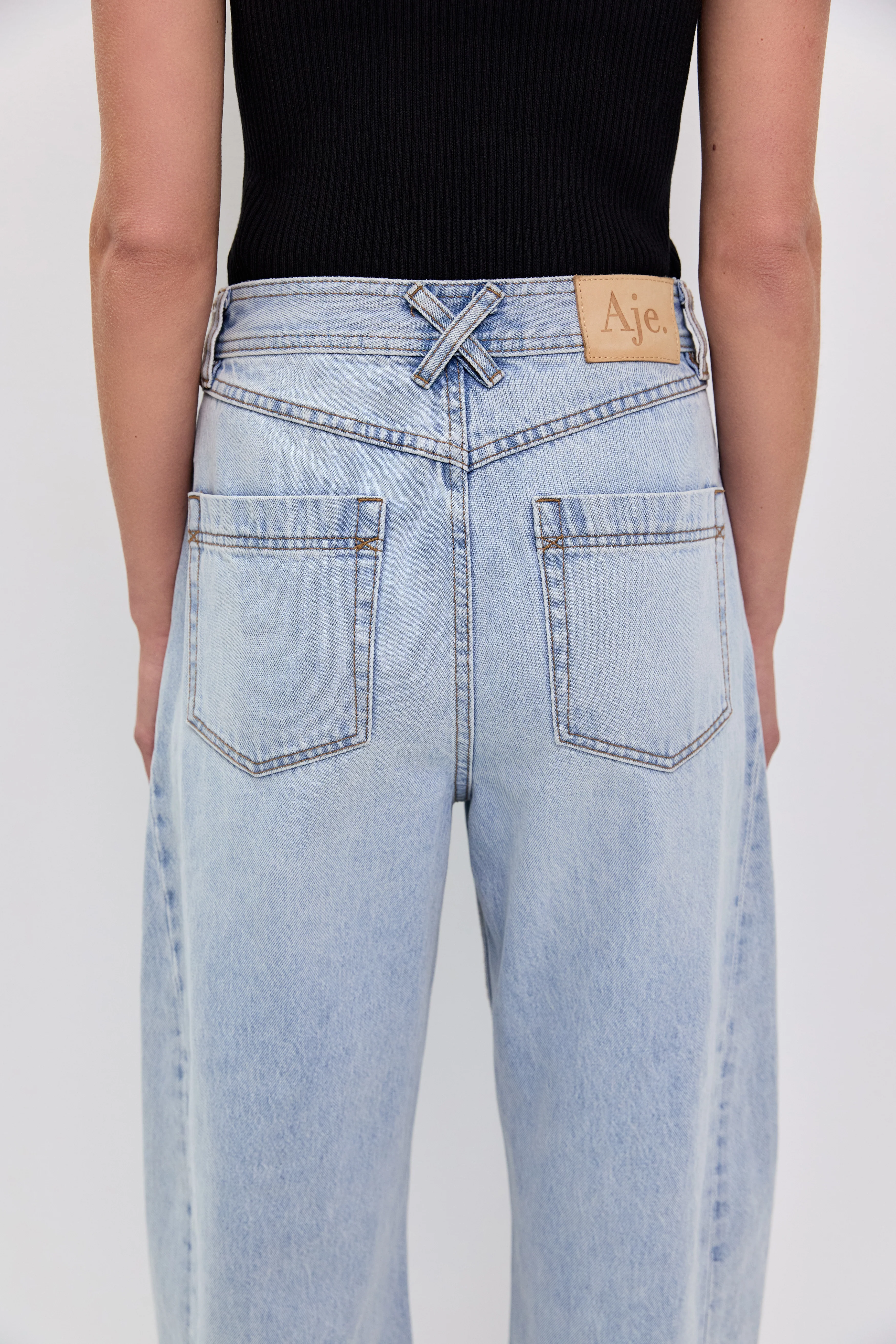 Stevie Barrel Ankle Jean