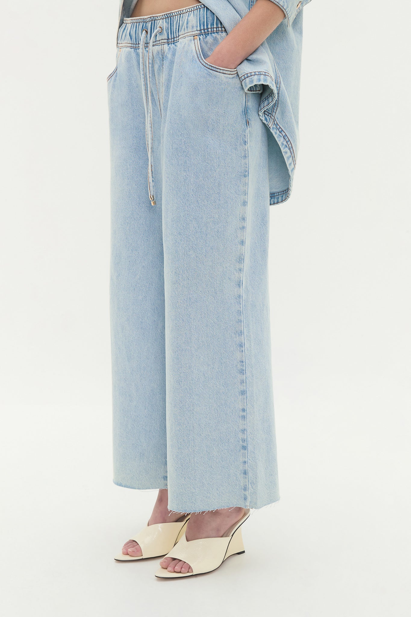 Flynn Crop Denim Jeans