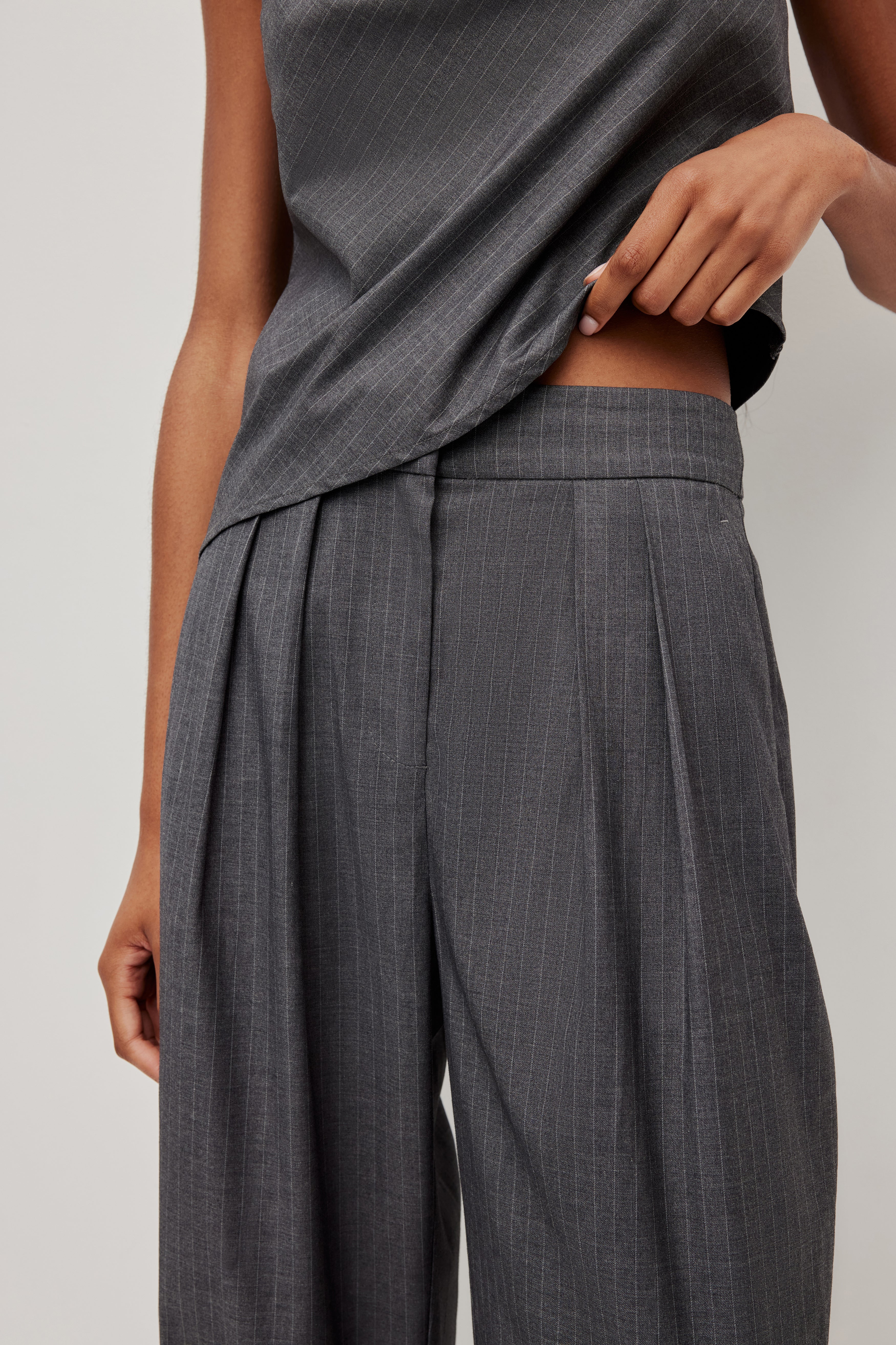 Aria Barrel Pants