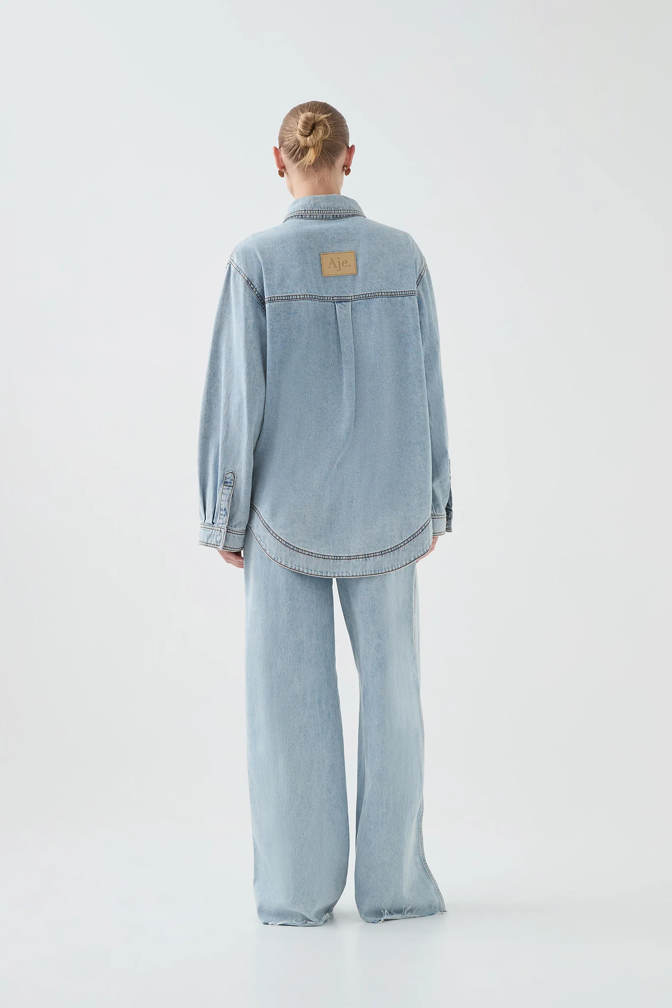 Outline Denim Jeans