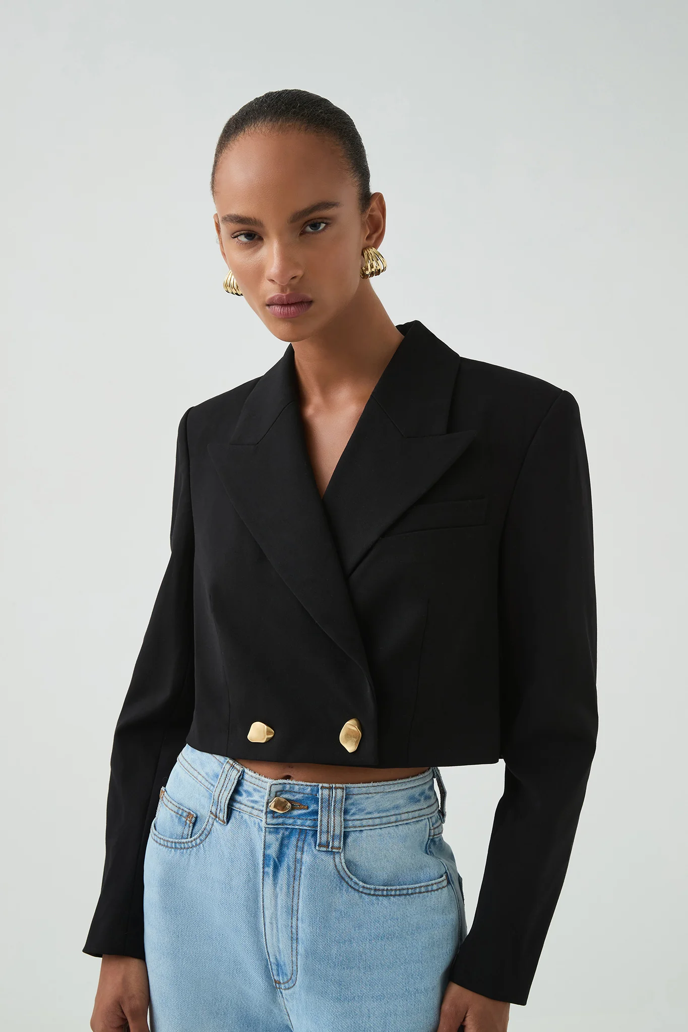 Ambriel Cropped Blazer