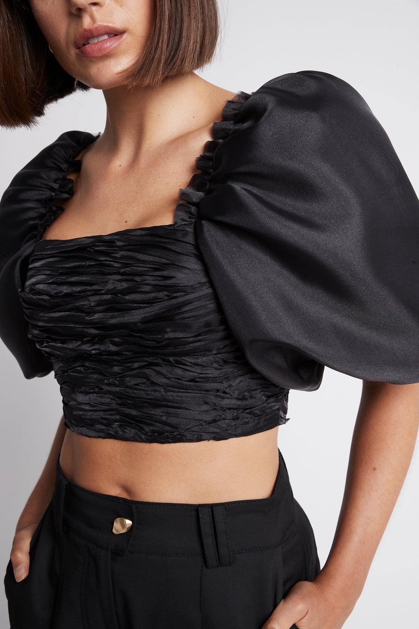 Myriad Puff Sleeve Cropped Top