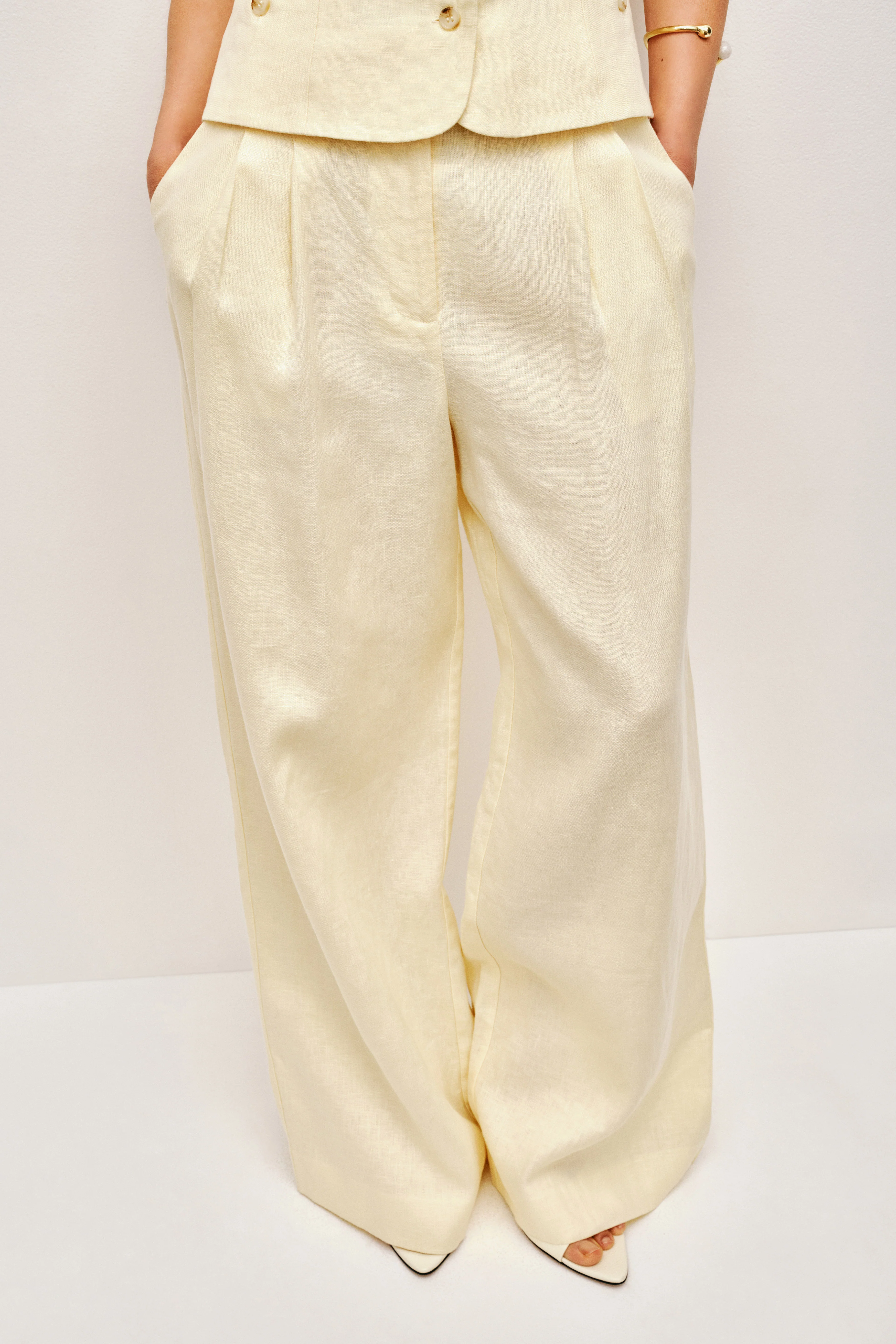 12999-relle-wide-leg-pant-4.webp Relle Wide Leg Pant