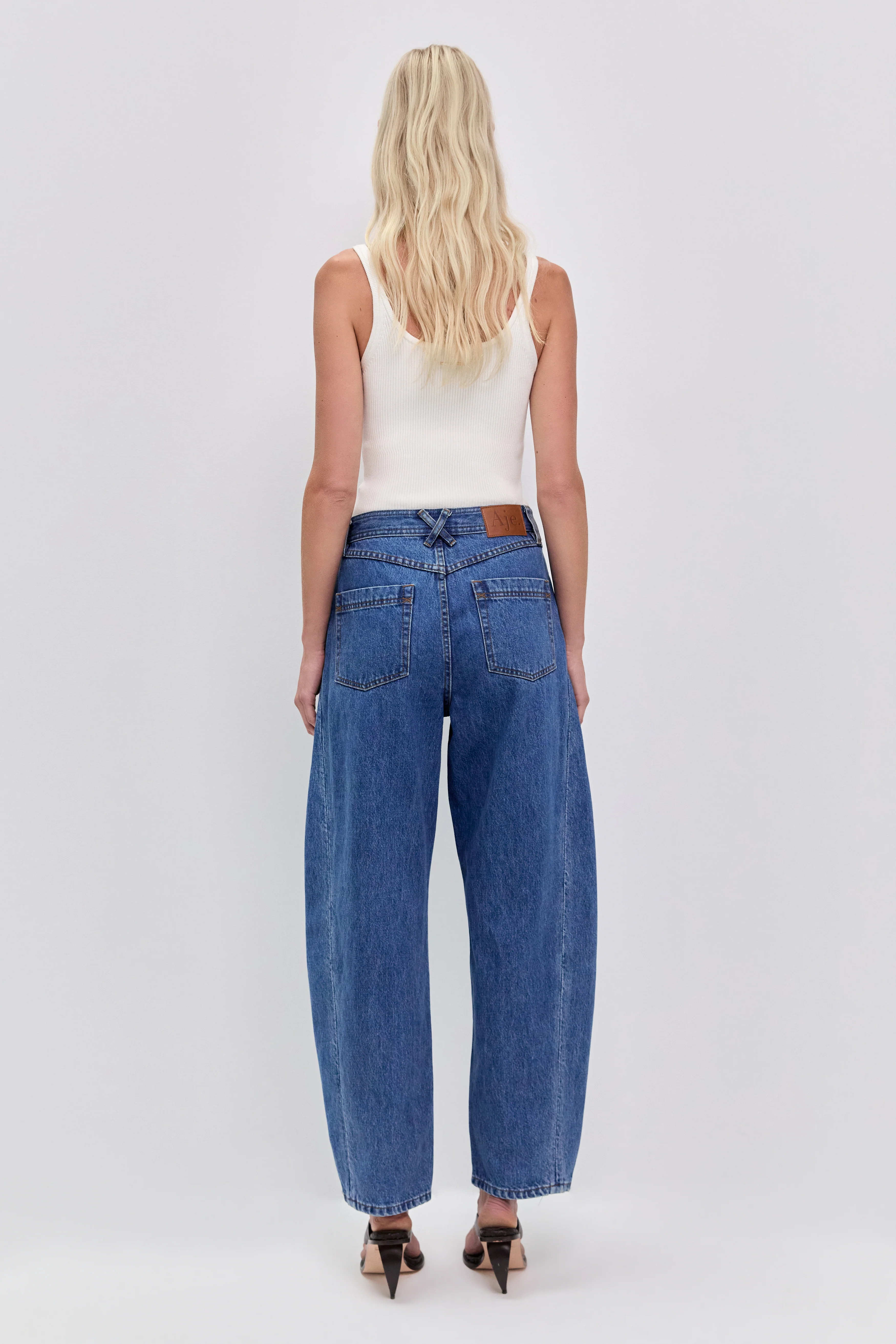 Stevie Barrel Ankle Jean