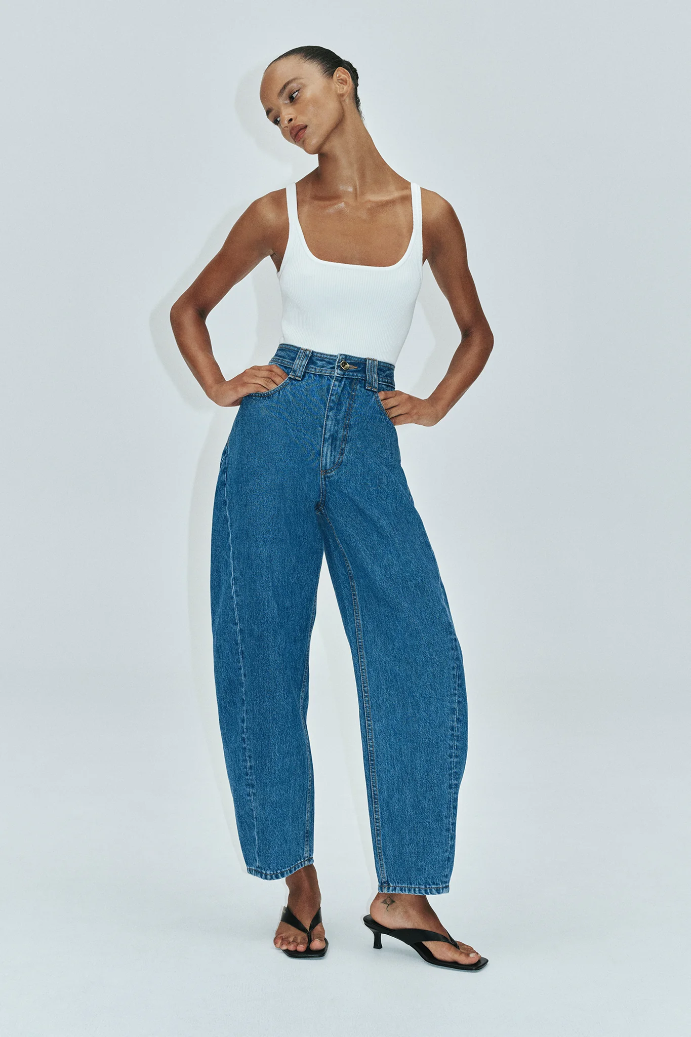 Stevie Barrel Ankle Jean