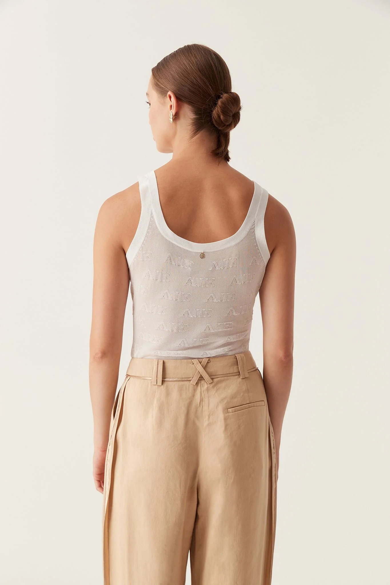 Method Logo Scoop Neck Tank