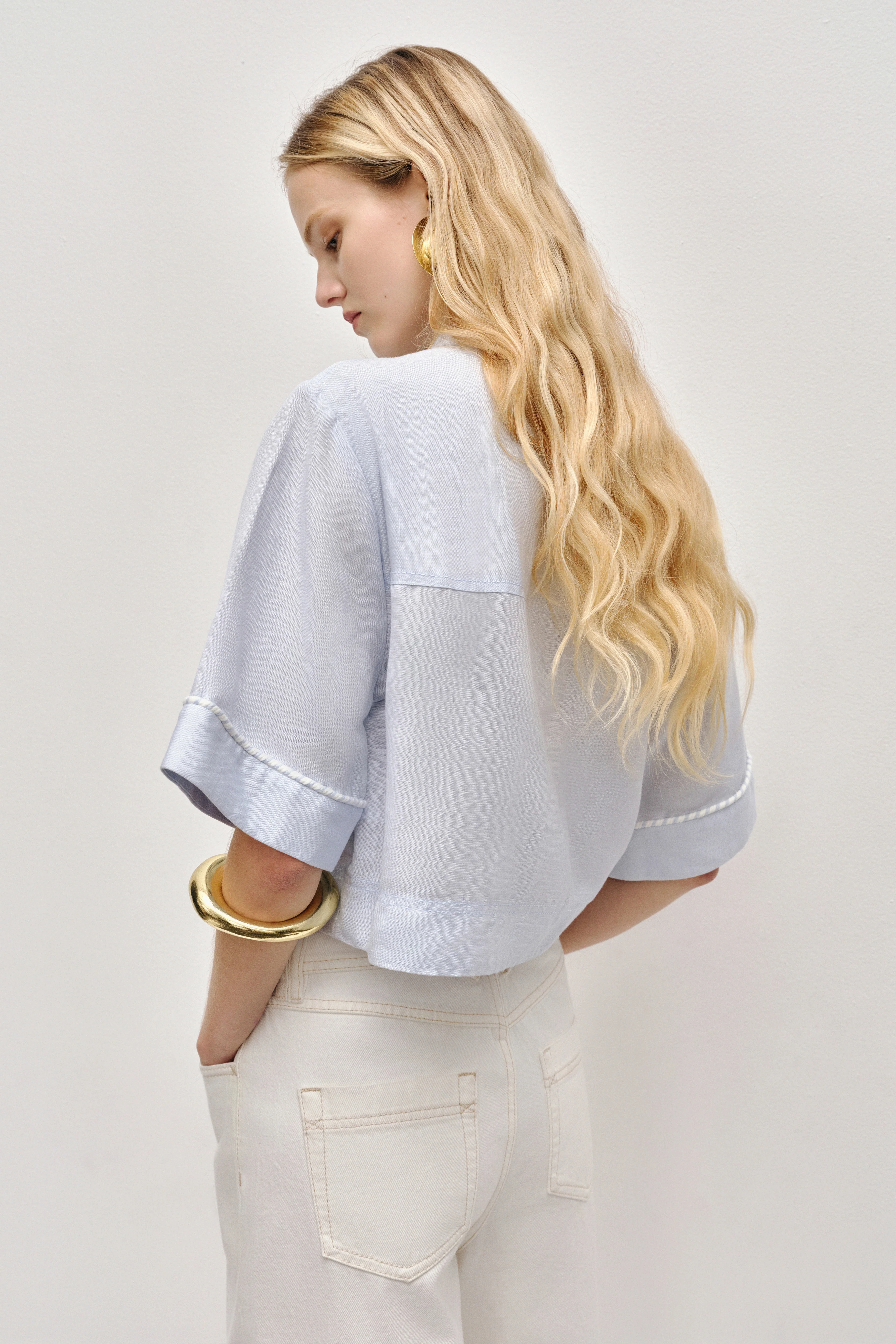 14069-auden-crop-shirt-5.webp Auden Crop Shirt