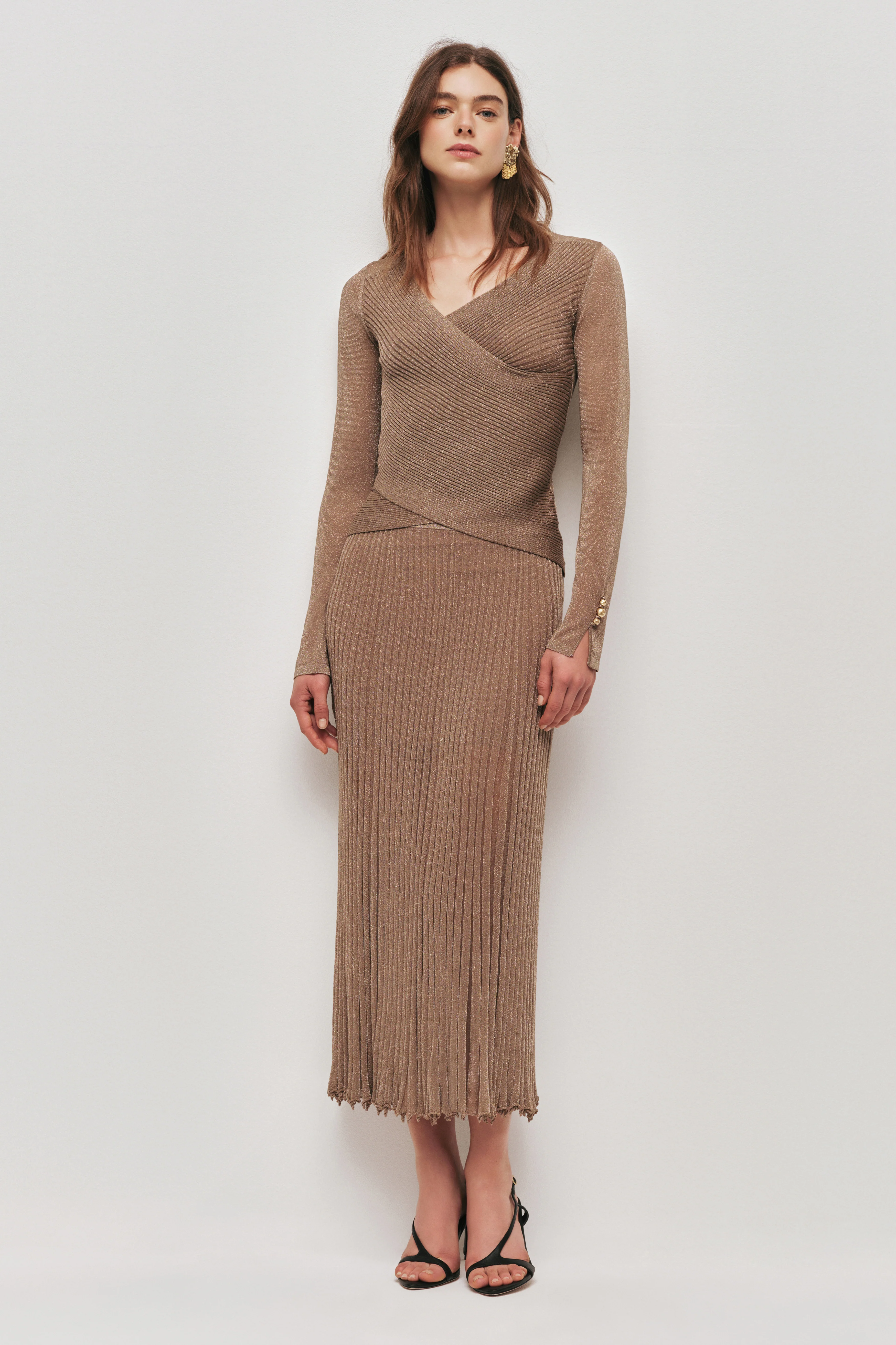 14495-classique-knit-midi-skirt-1.webp Classique Knit Midi Skirt