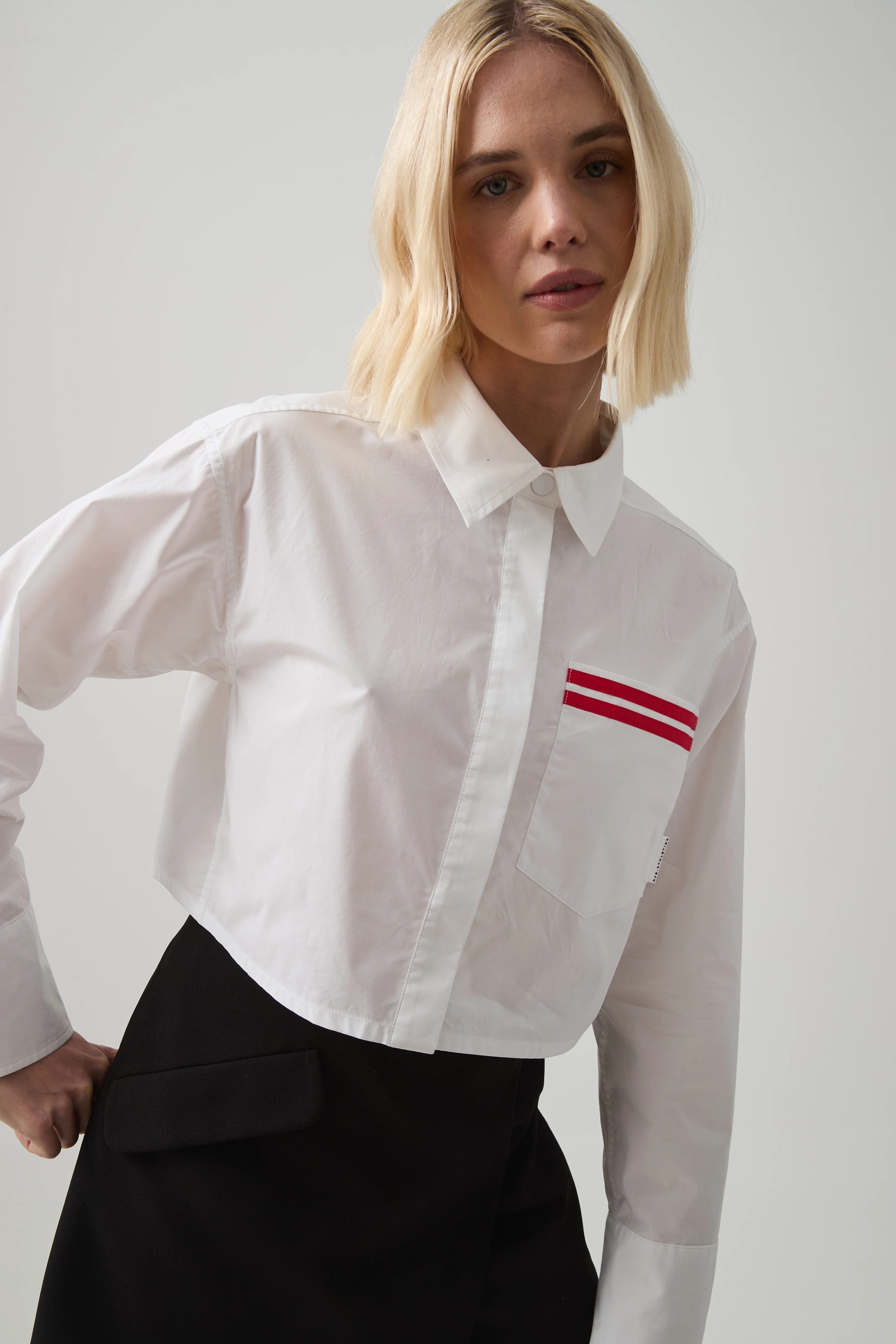 14842-cropped-cotton-shirt-462-1.webp Cropped Cotton Shirt 462
