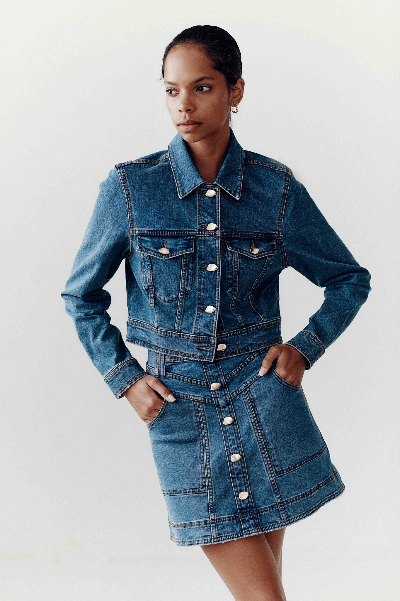 14954-coda-denim-cropped-jacket-1.webp Coda Denim Cropped Jacket