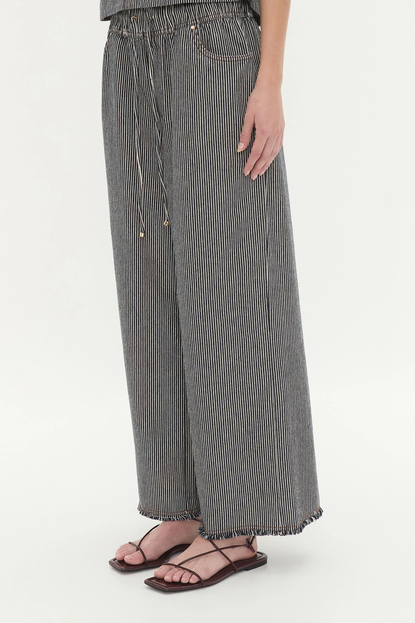 15178-josette-crop-denim-jeans-6.webp Josette Crop Denim Jeans