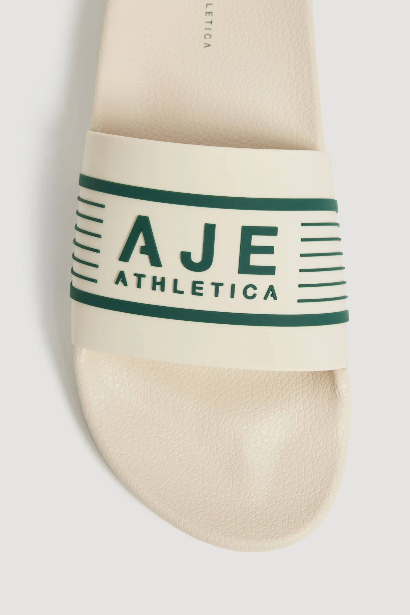 Stacked Logo Slide 916