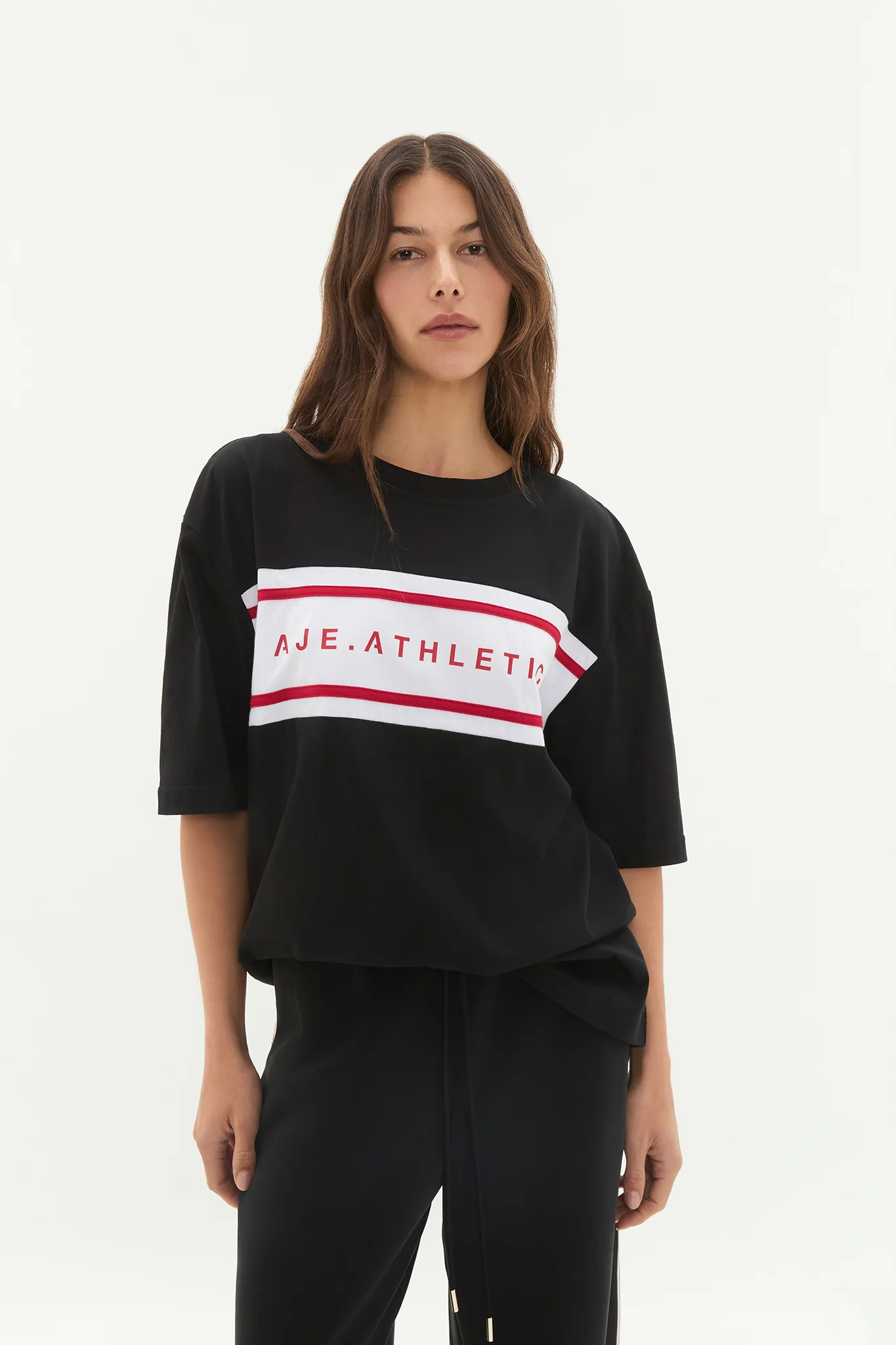 15477-contrast-logo-tee-102-1.webp Contrast Logo Tee 102