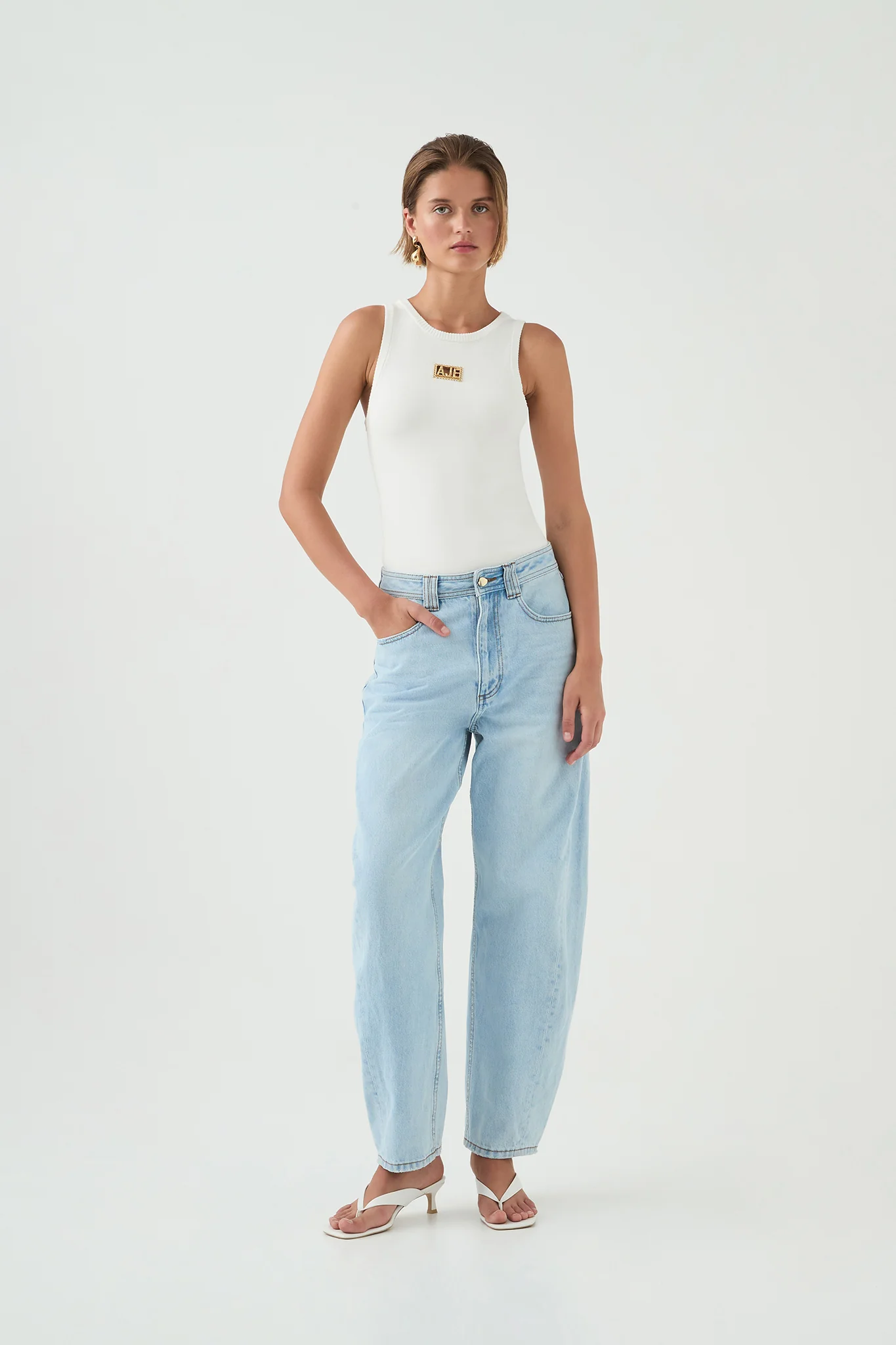 15607-leia-logo-tank-5.webp Leia Logo Tank
