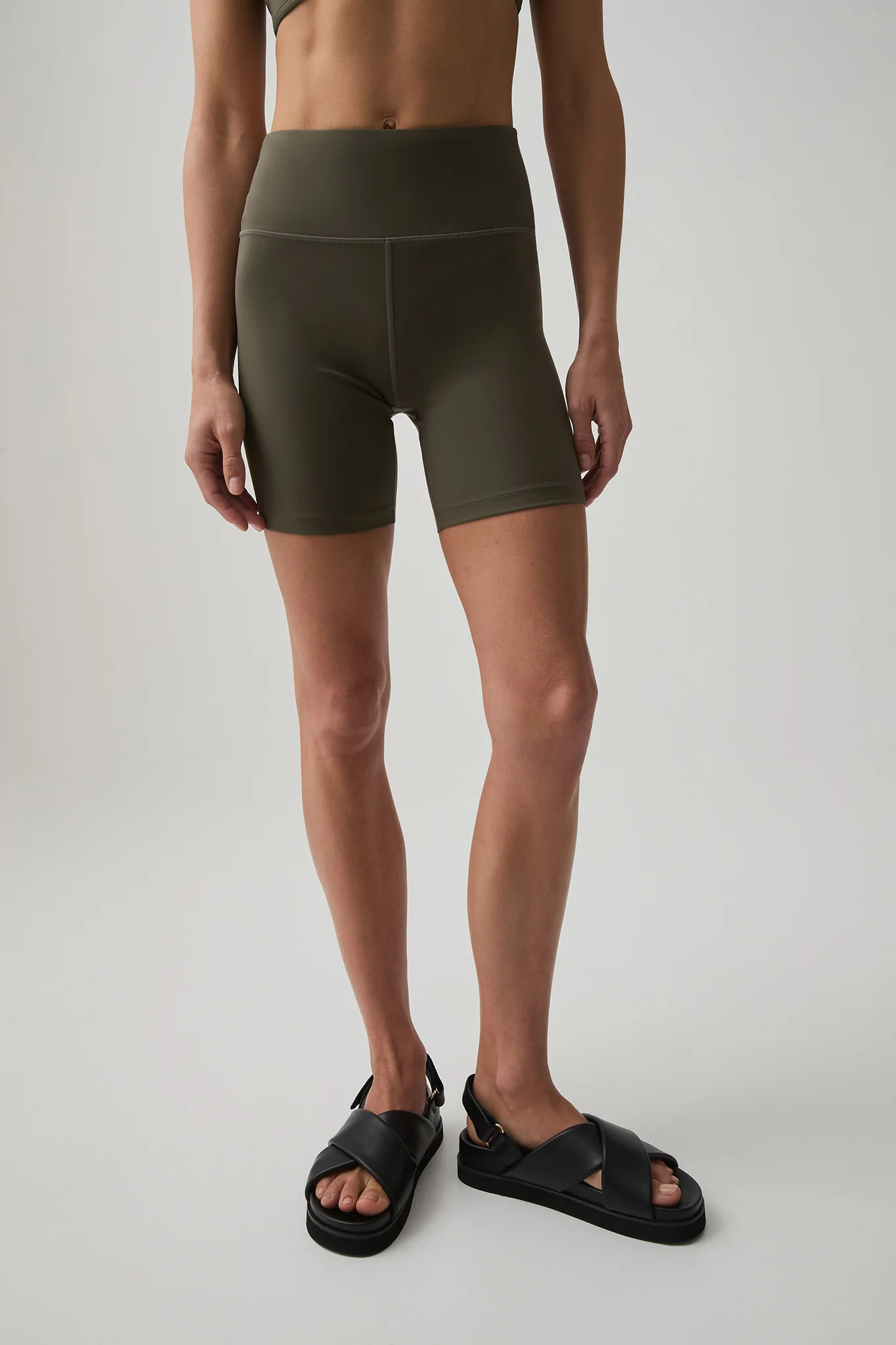 Studio Bike Short 601