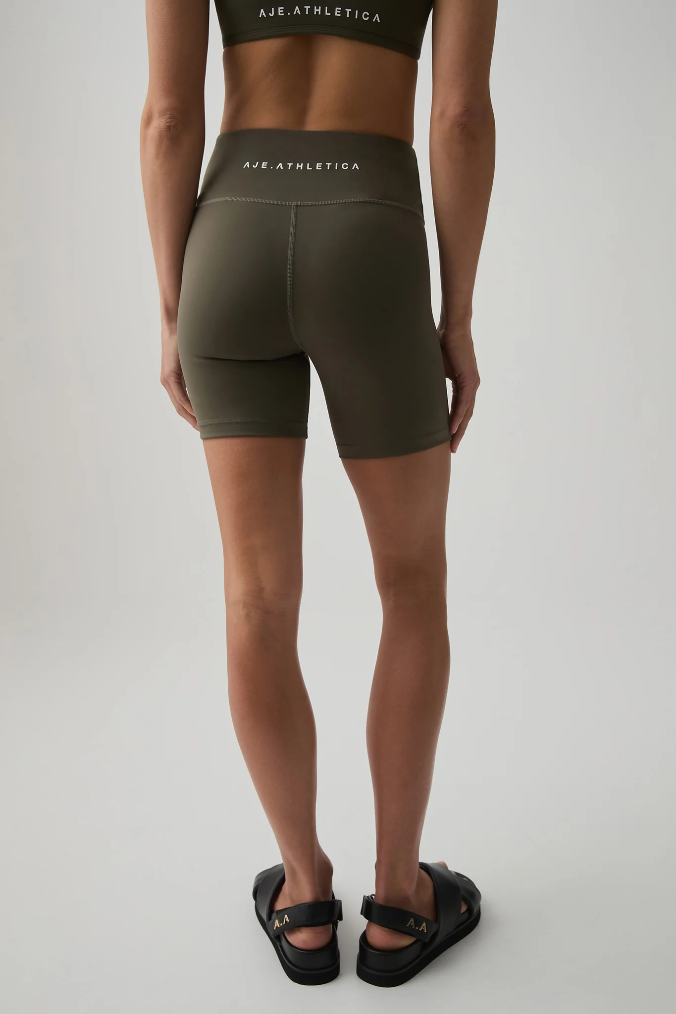 Studio Bike Short 601