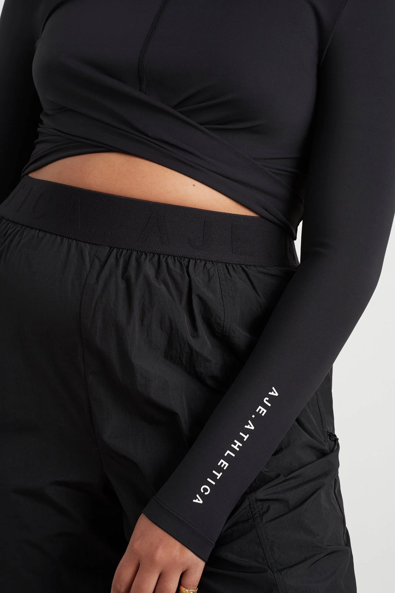 15888-twist-front-long-sleeve-crop-top-328-13.webp Twist Front Long Sleeve Crop Top 328