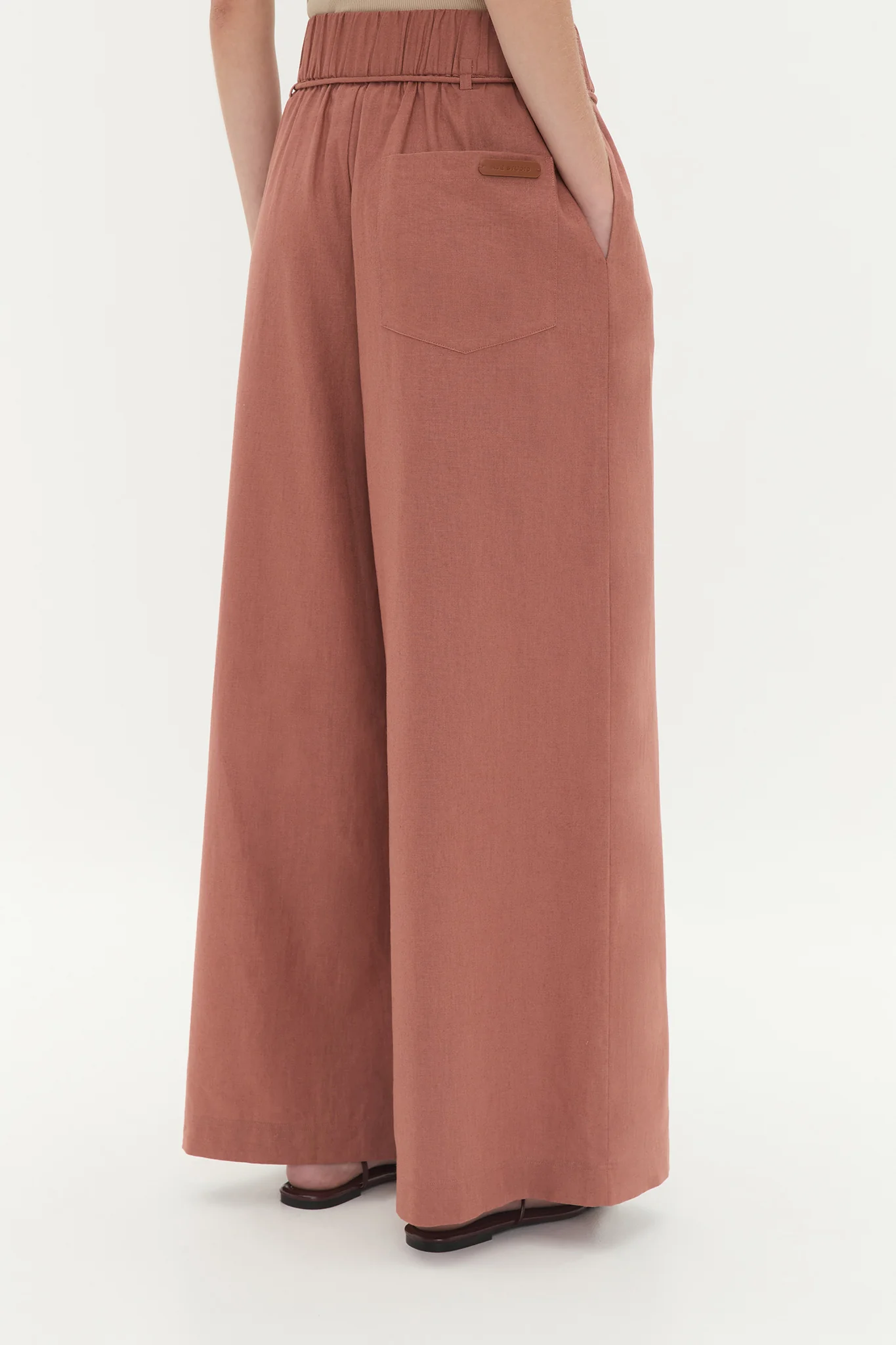 Dessie Belted Relaxed Pant