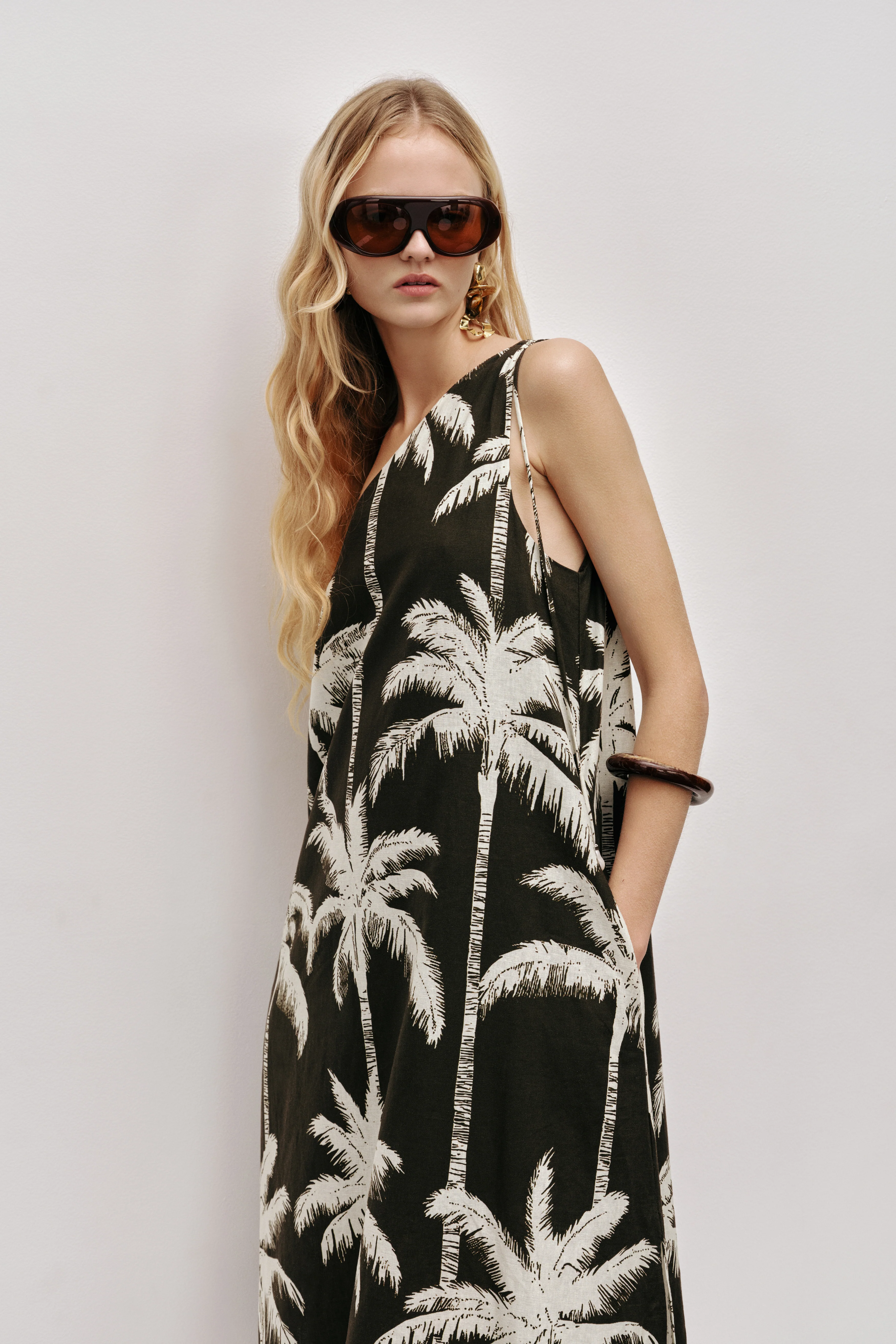 16718-tansia-one-shoulder-maxi-dress-4.webp Tansia One Shoulder Maxi Dress