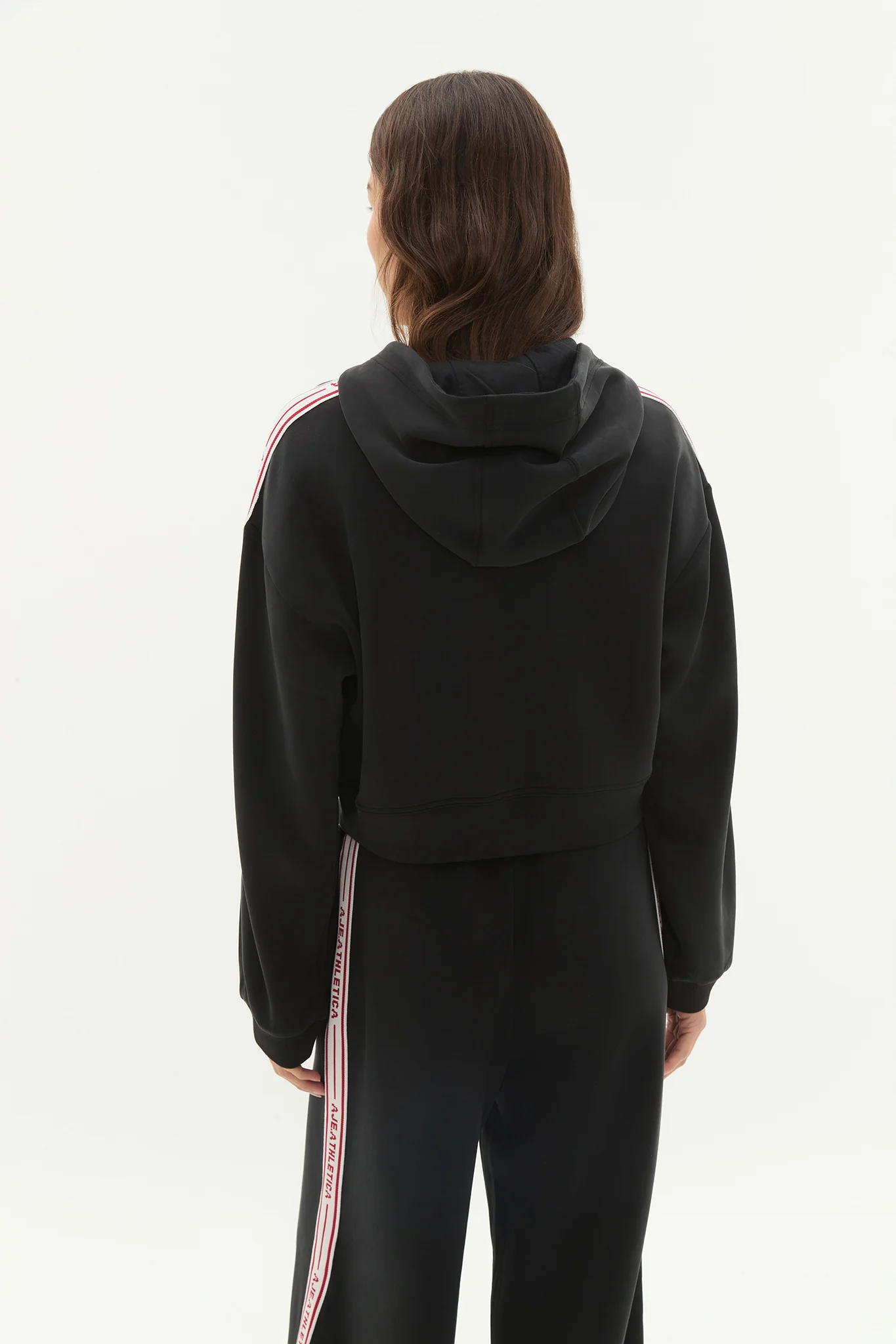 Cropped Logotape Hoodie 405