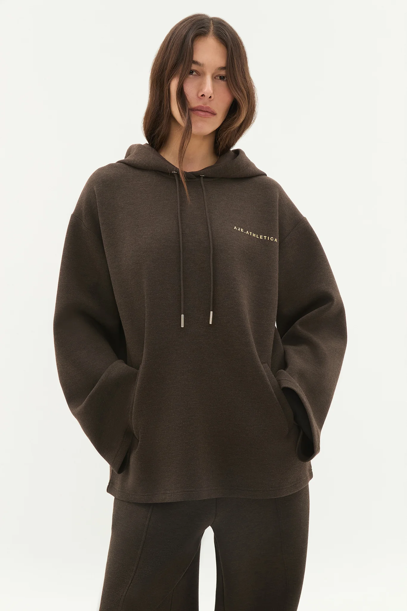 Split Back Logotape Hoodie 432