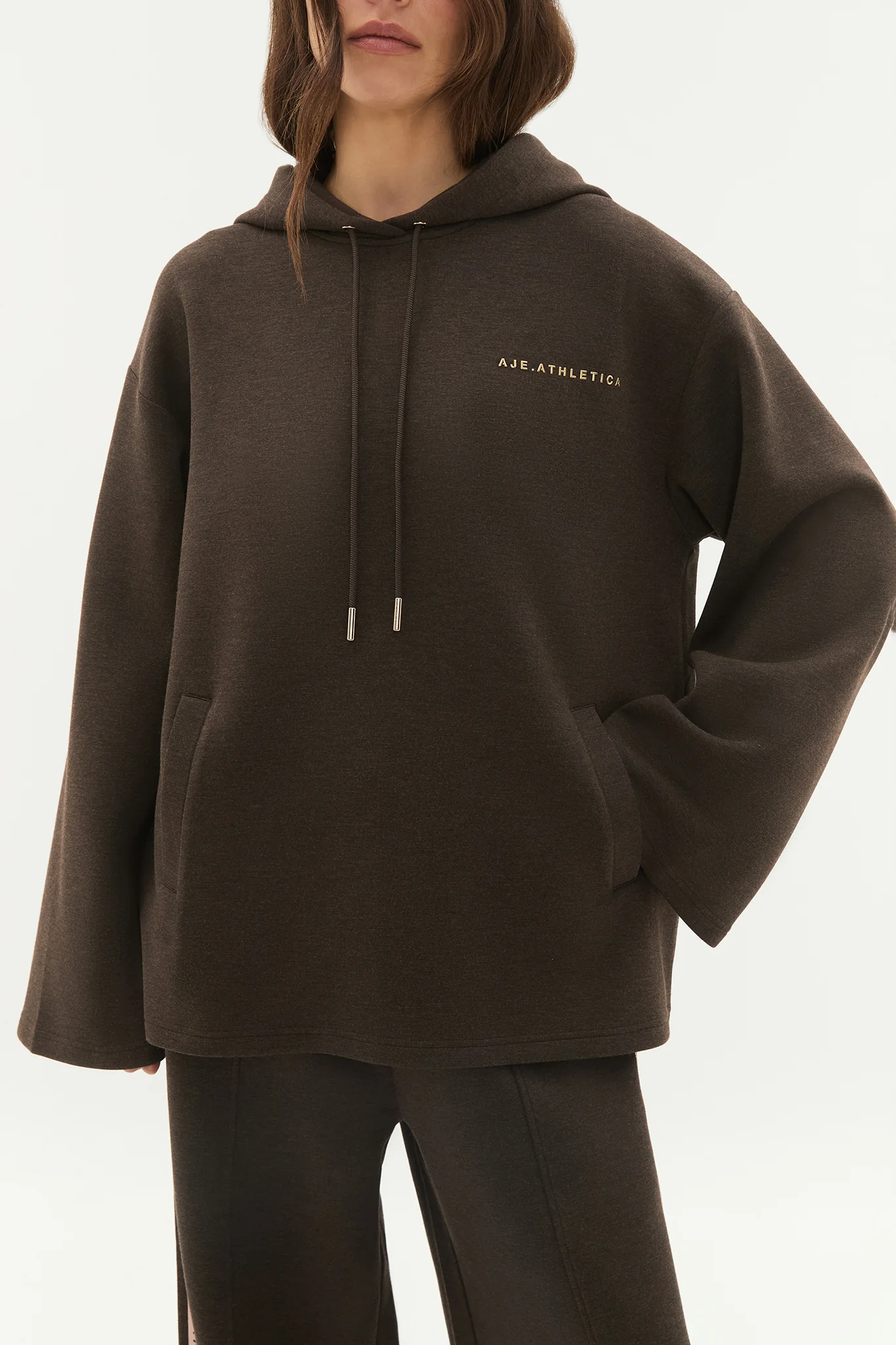 Split Back Logotape Hoodie 432