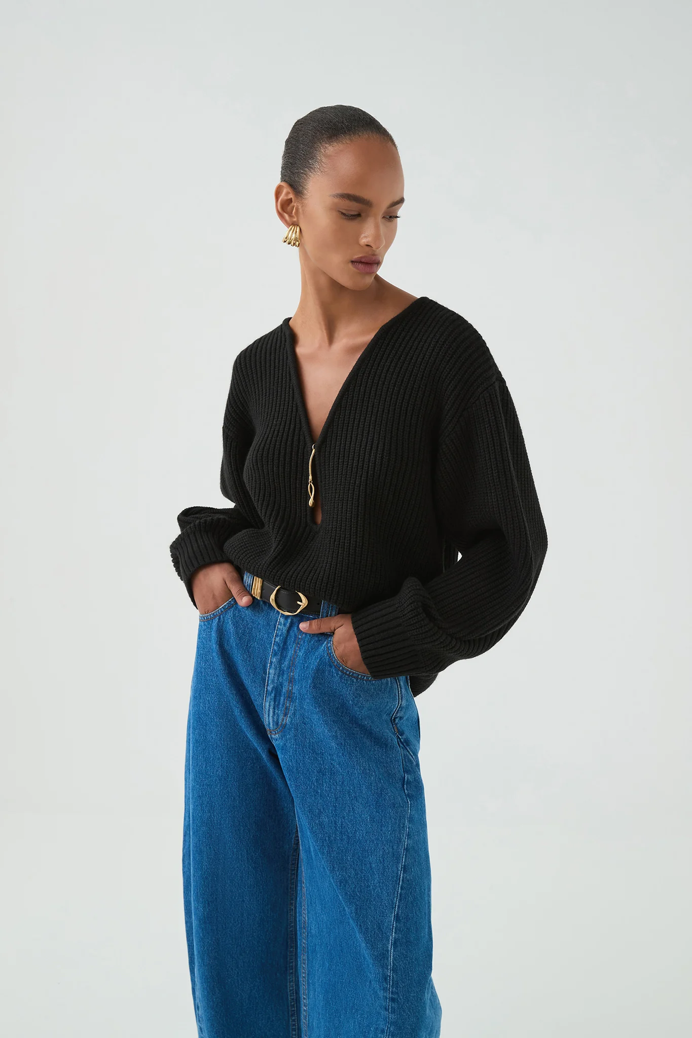 16962-leona-keyhole-knit-4.webp Leona Keyhole Knit