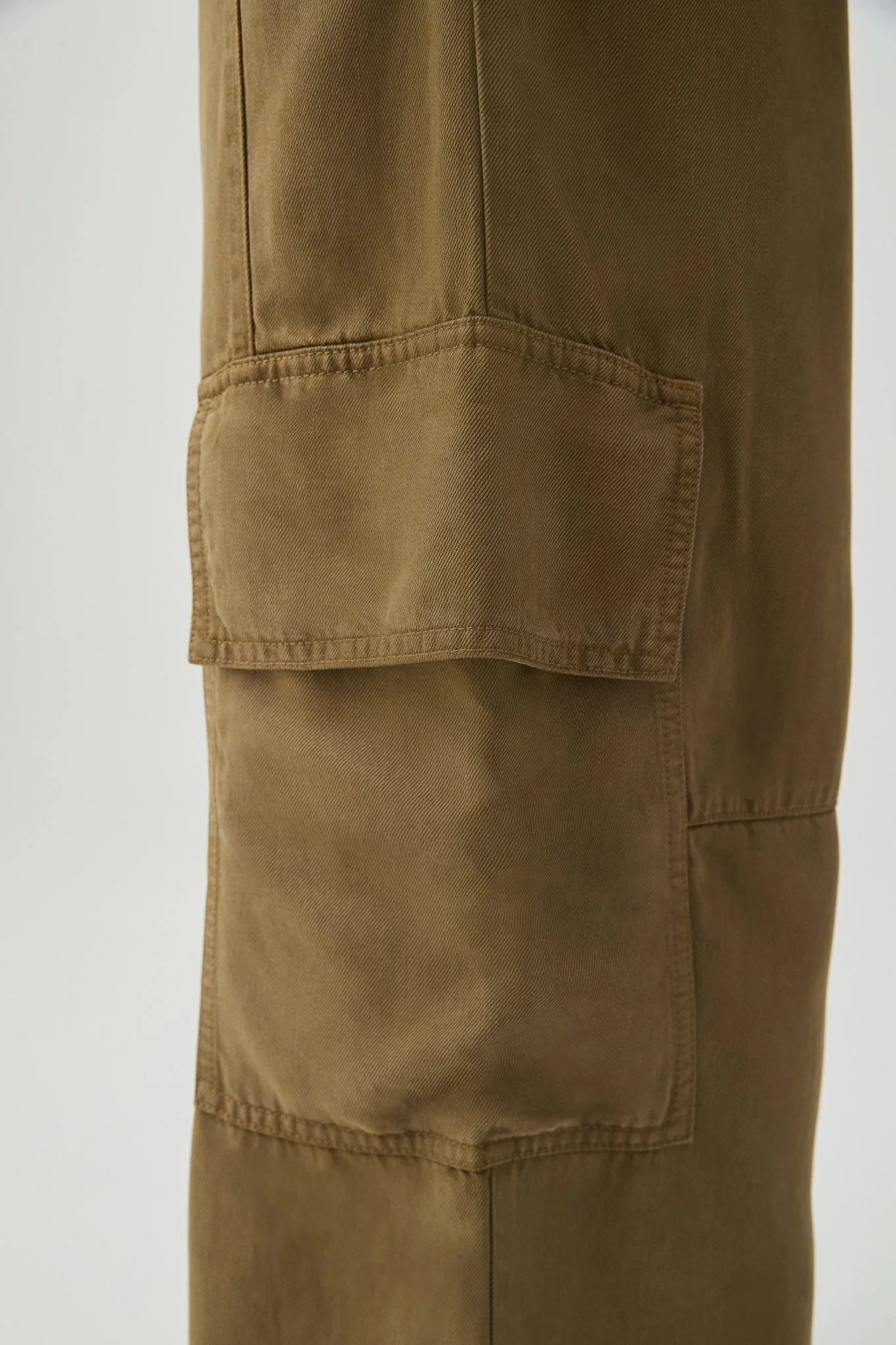 17031-drawstring-pant-512-6.webp Drawstring Pant 512