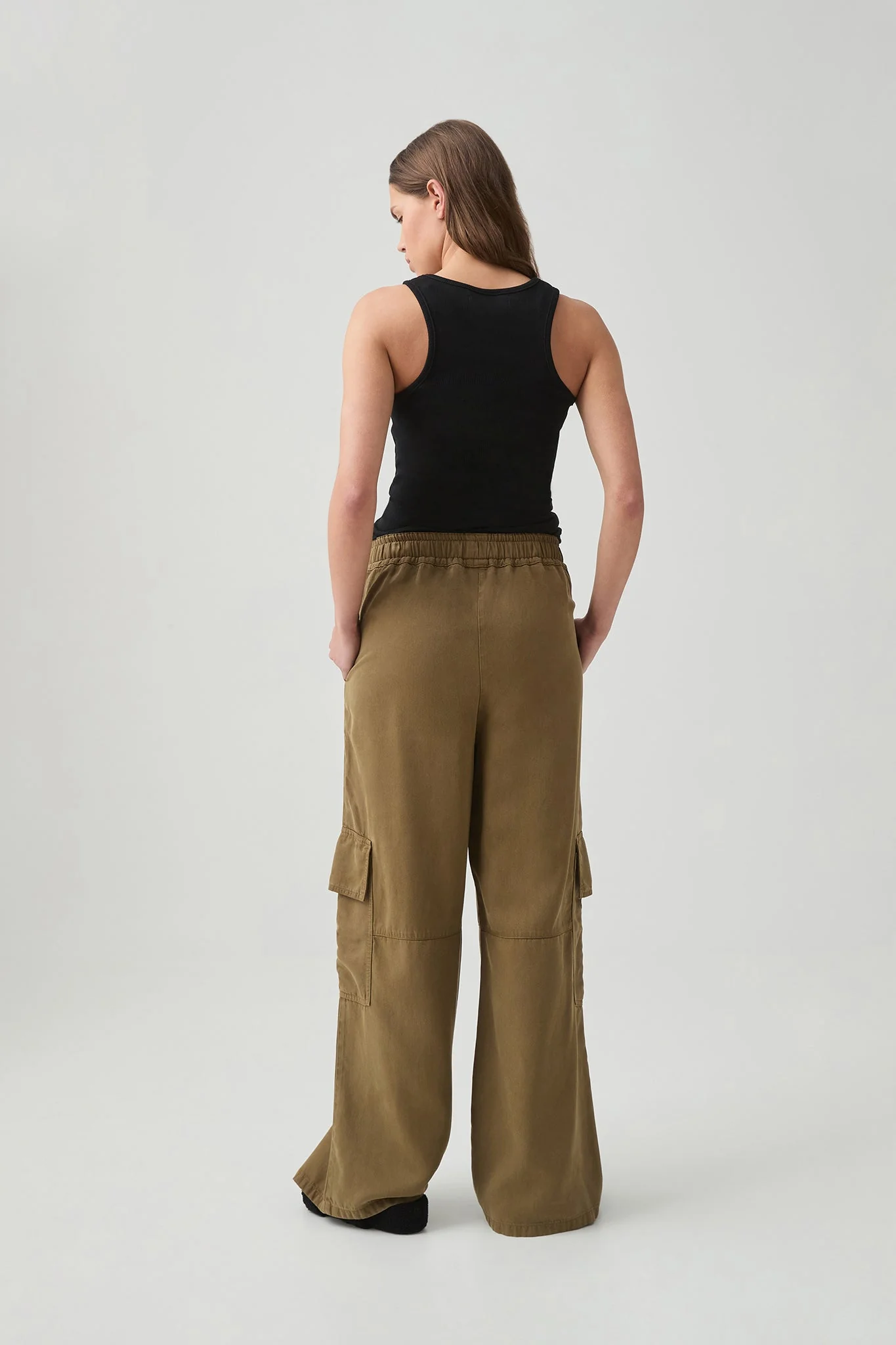 17031-drawstring-pant-512-7.webp Drawstring Pant 512