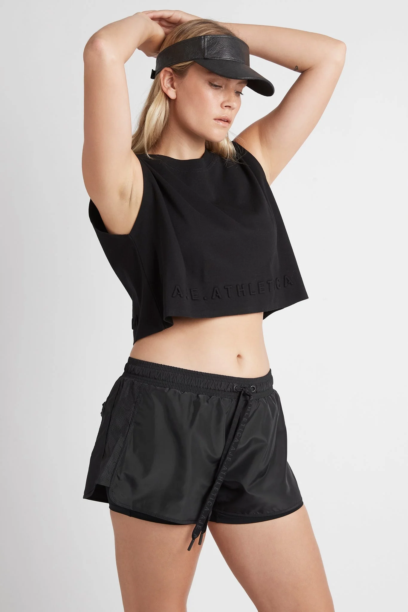Logotape Running Shorts 602