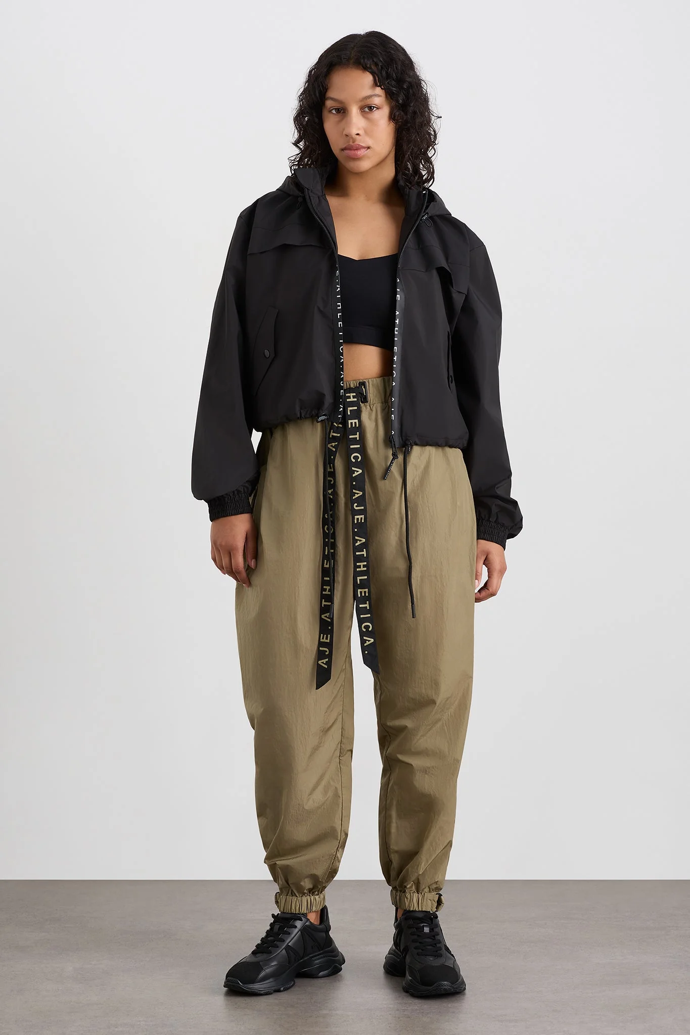 17225-belted-windbreak-pant-502-8.webp Belted Windbreak Pant 502