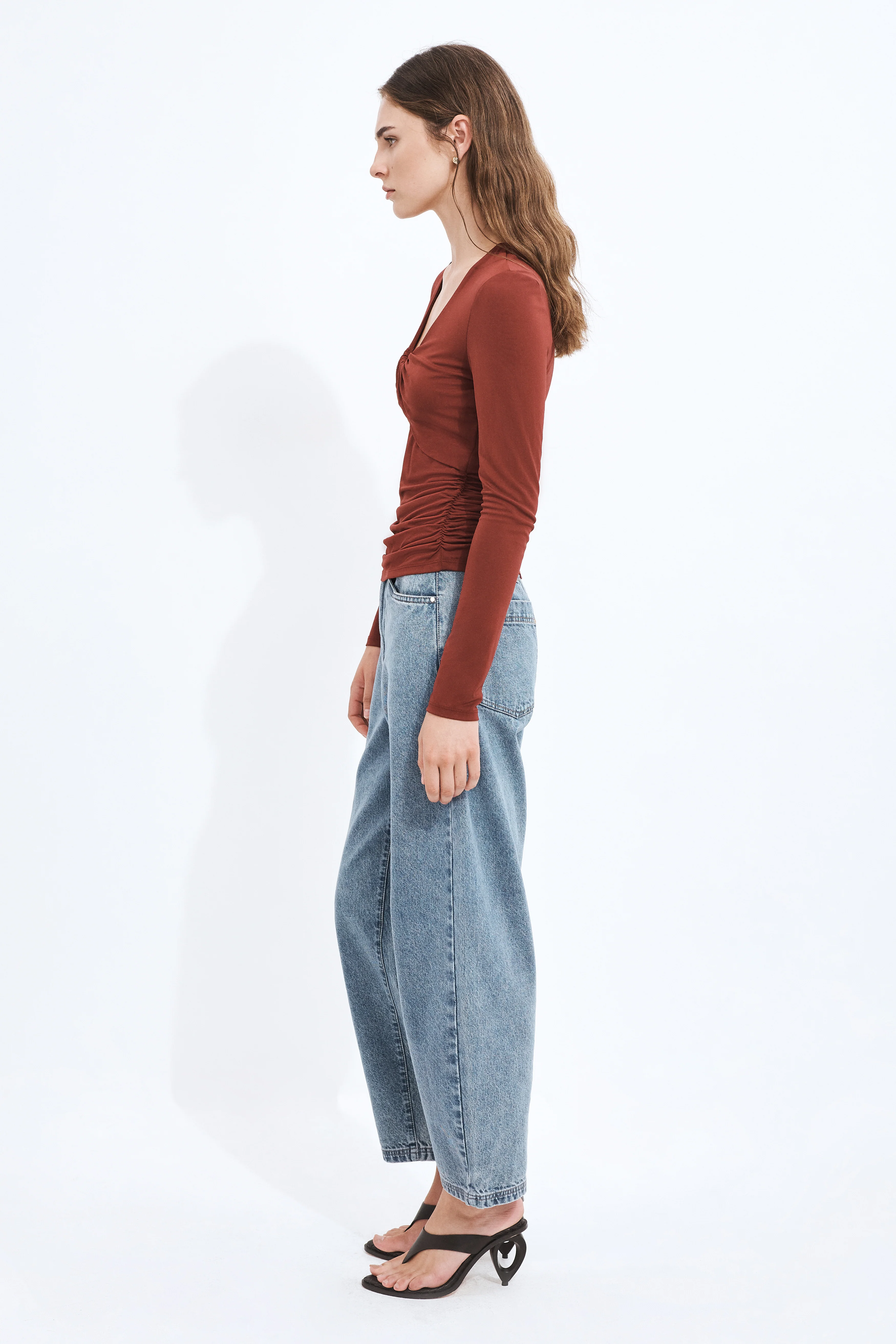 17303-ember-ls-top-4.webp Ember Ls Top