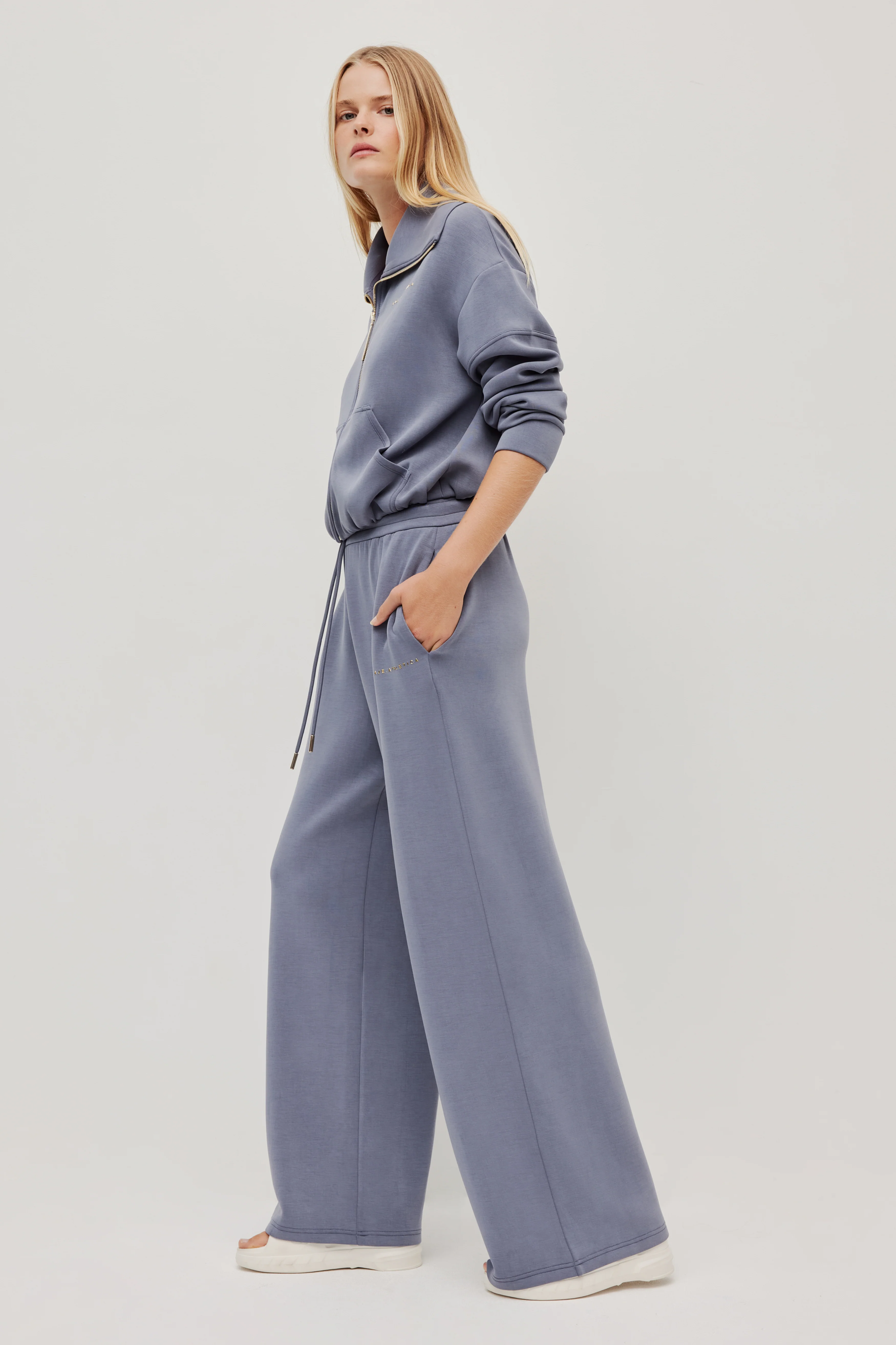 Scuba Track Pant