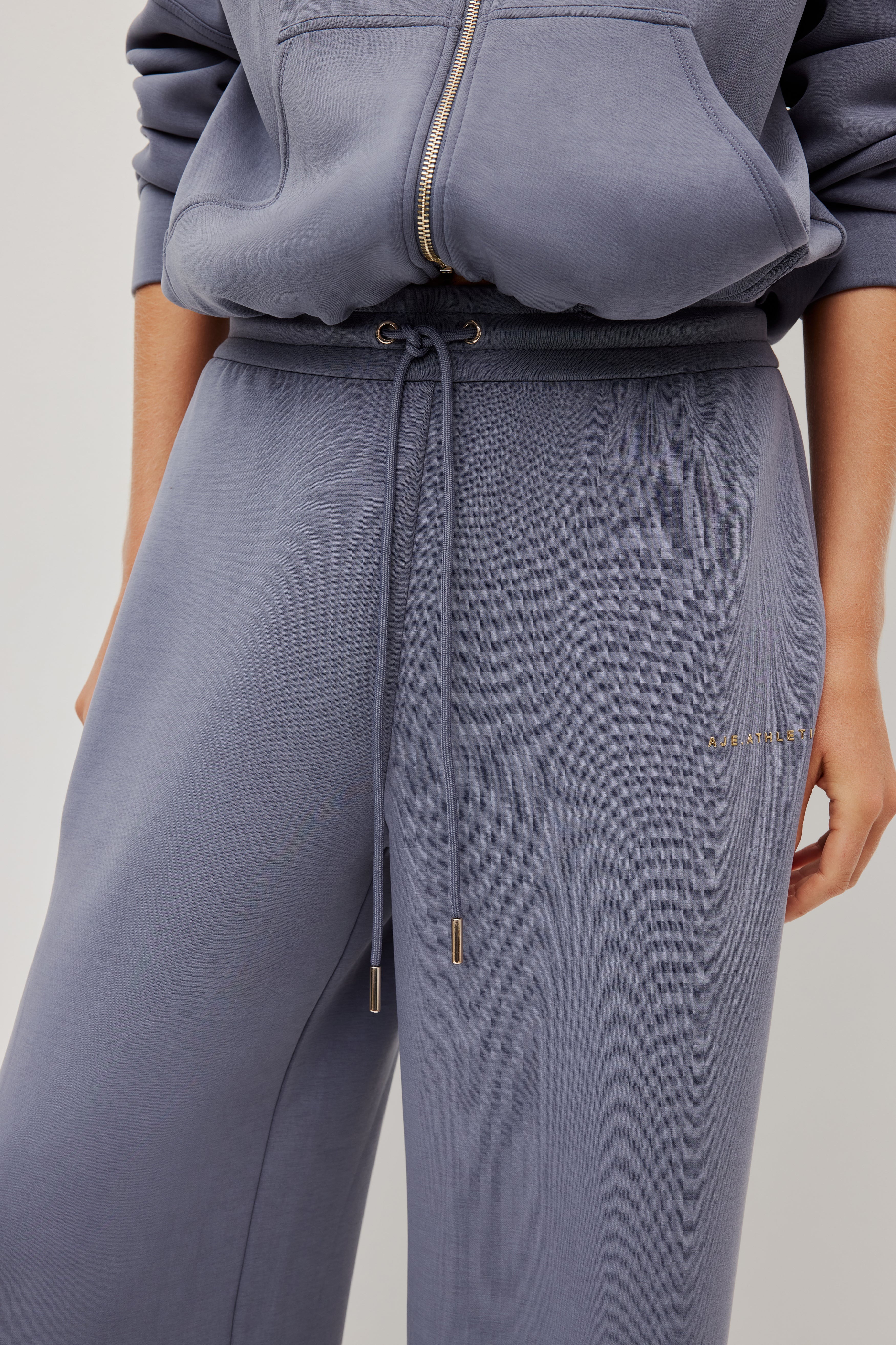 Scuba Track Pant