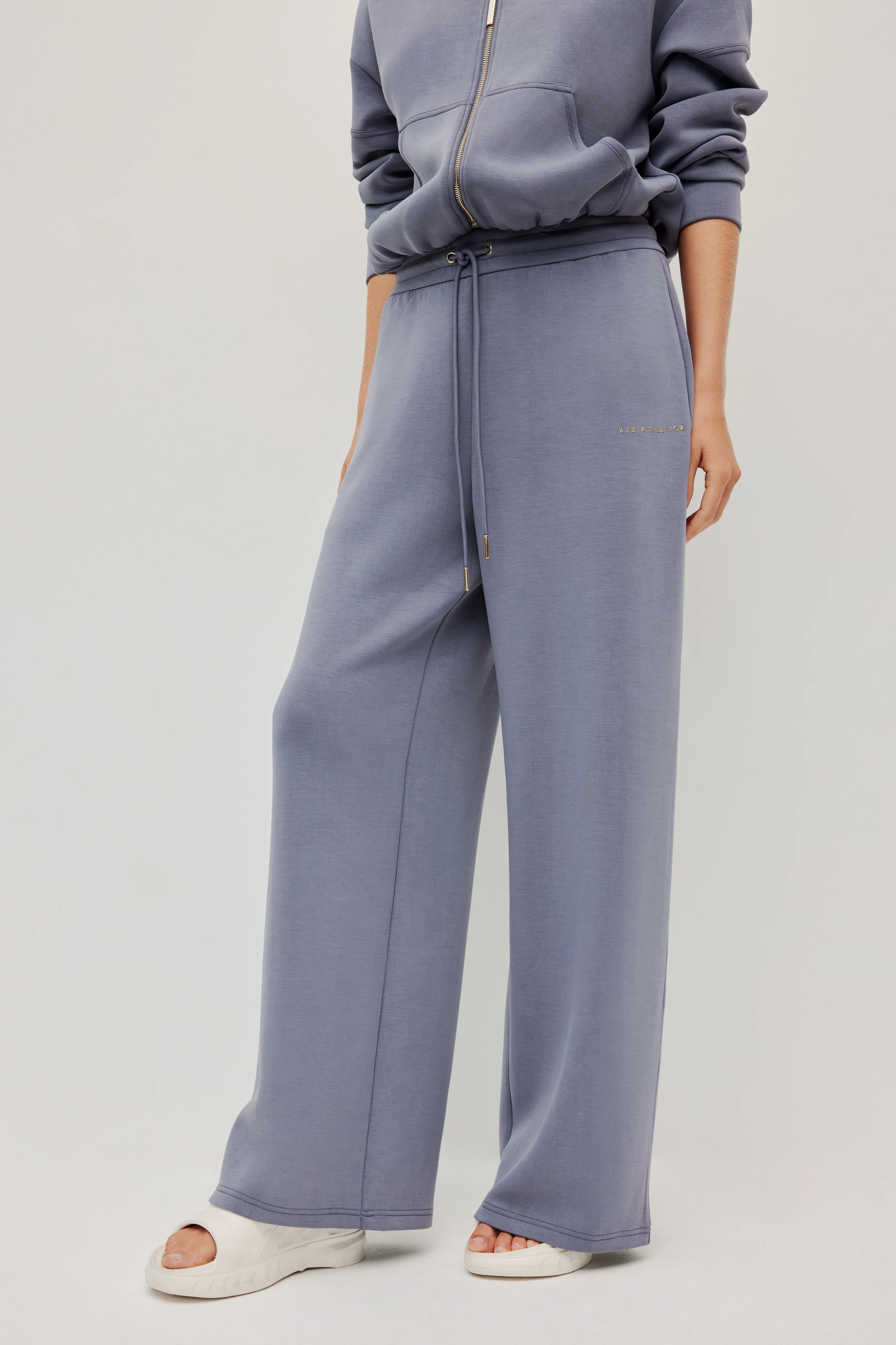 Scuba Track Pant