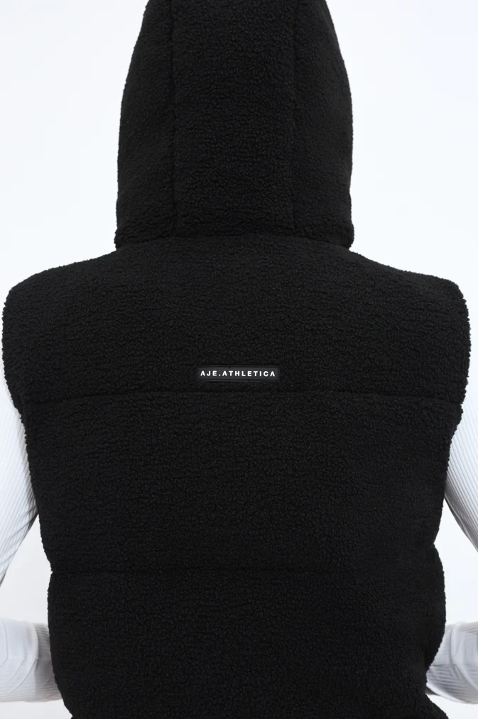 Sherpa Sleevless Vest