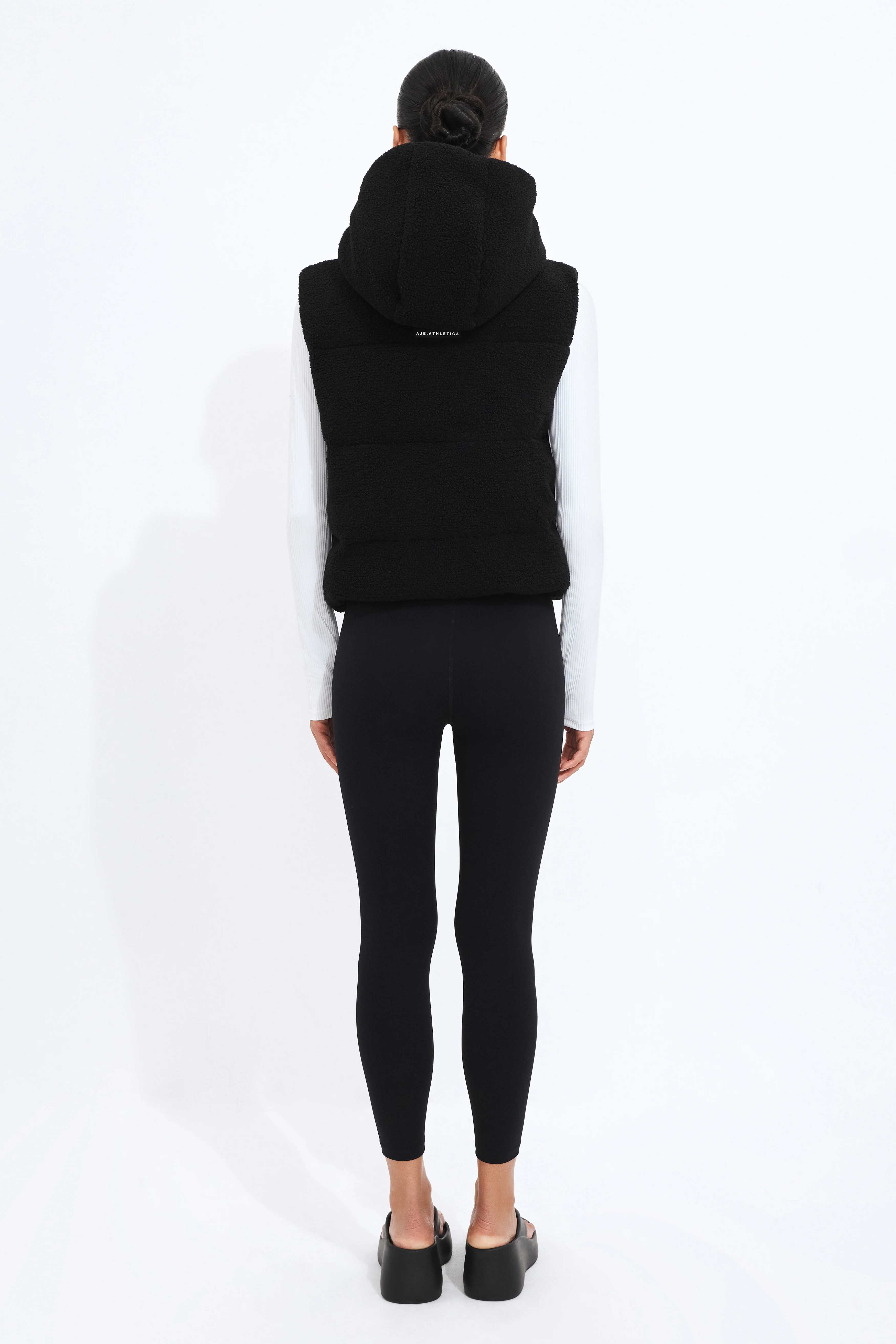 Sherpa Sleevless Vest