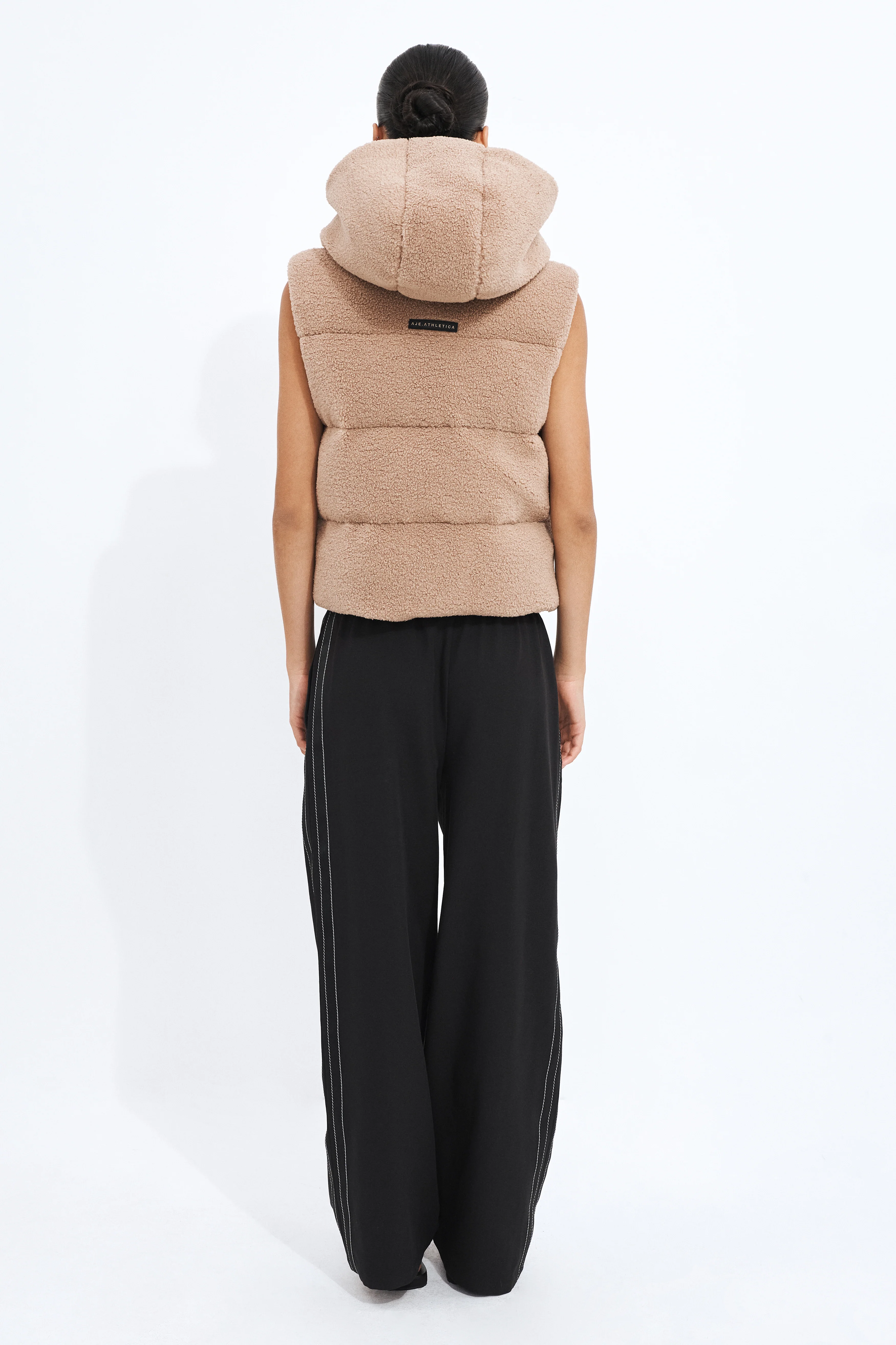 Sherpa Sleevless Vest