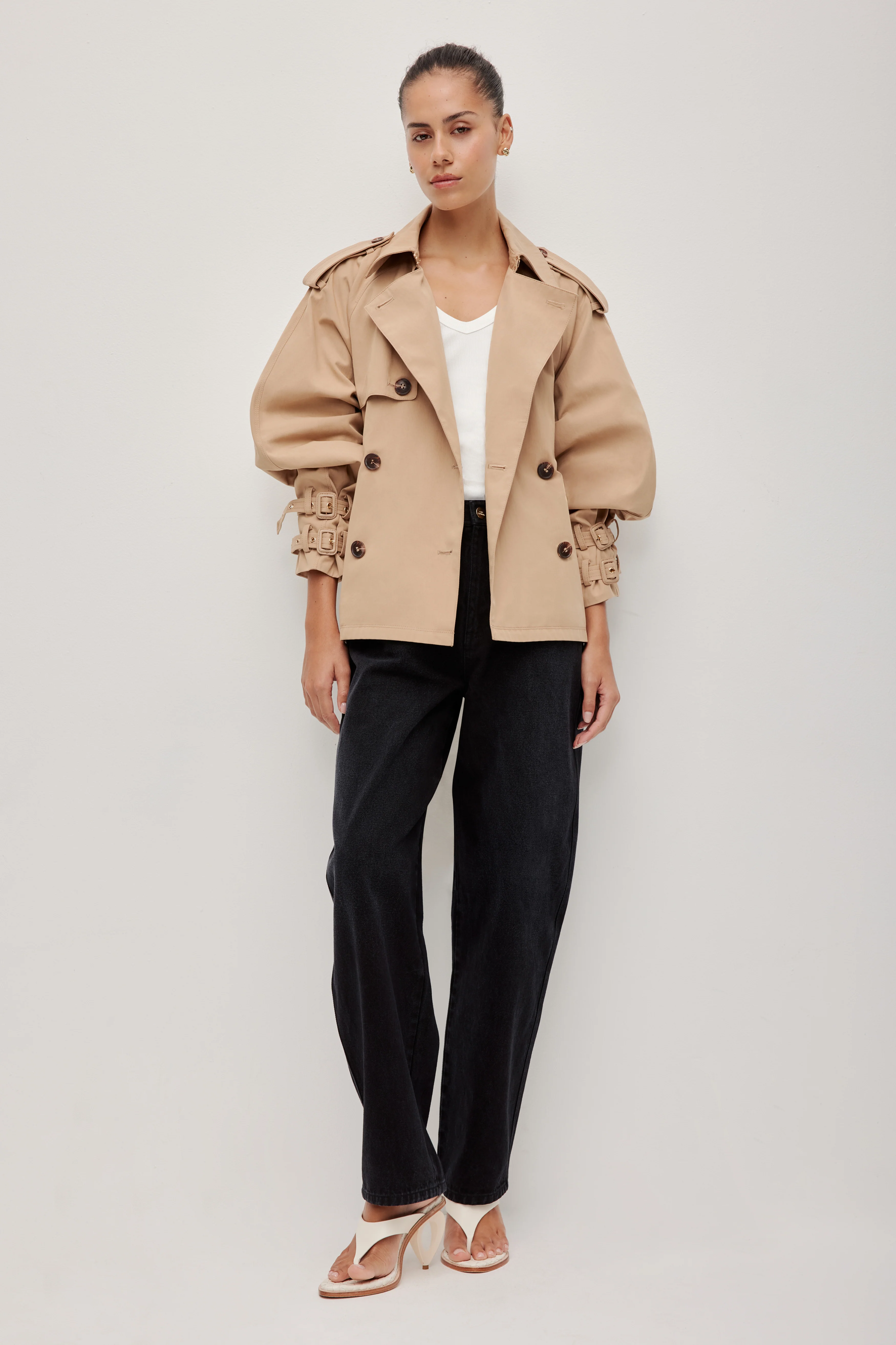 18362-aston-cropped-trench-1.webp Aston Cropped Trench