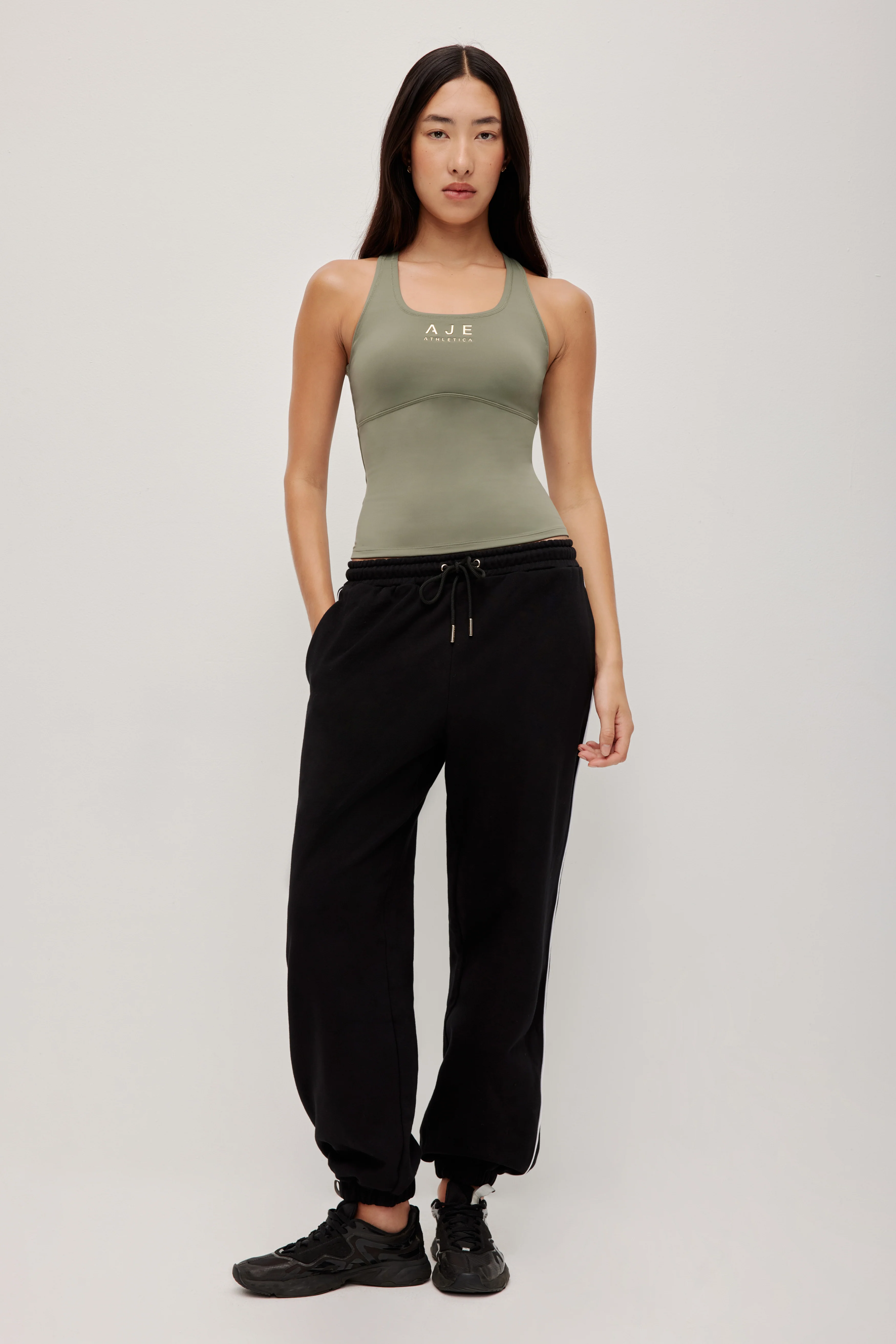 18682-panelled-french-terry-pant-512-1.webp Panelled French Terry Pant 512