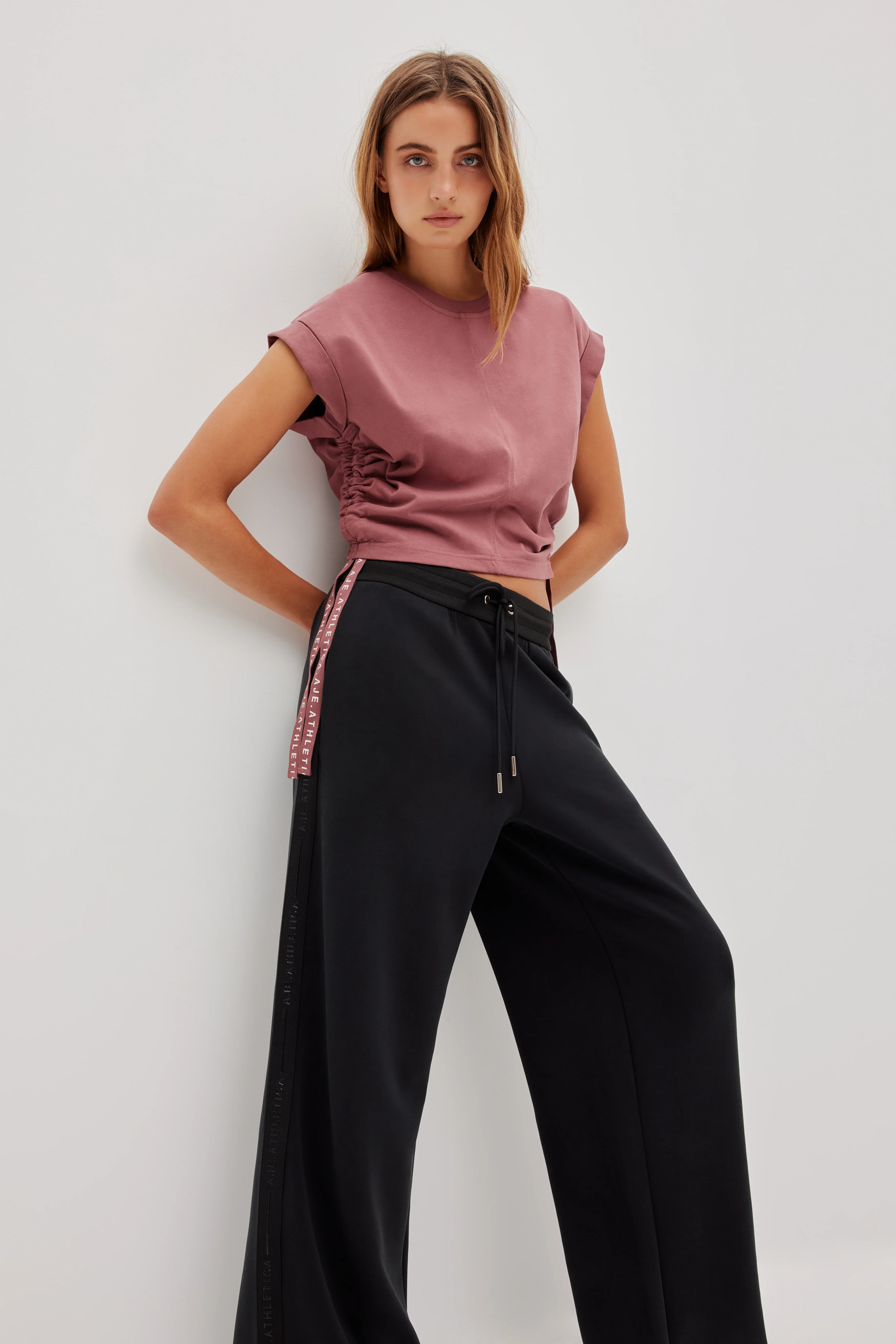 Logotape Trackpants 504