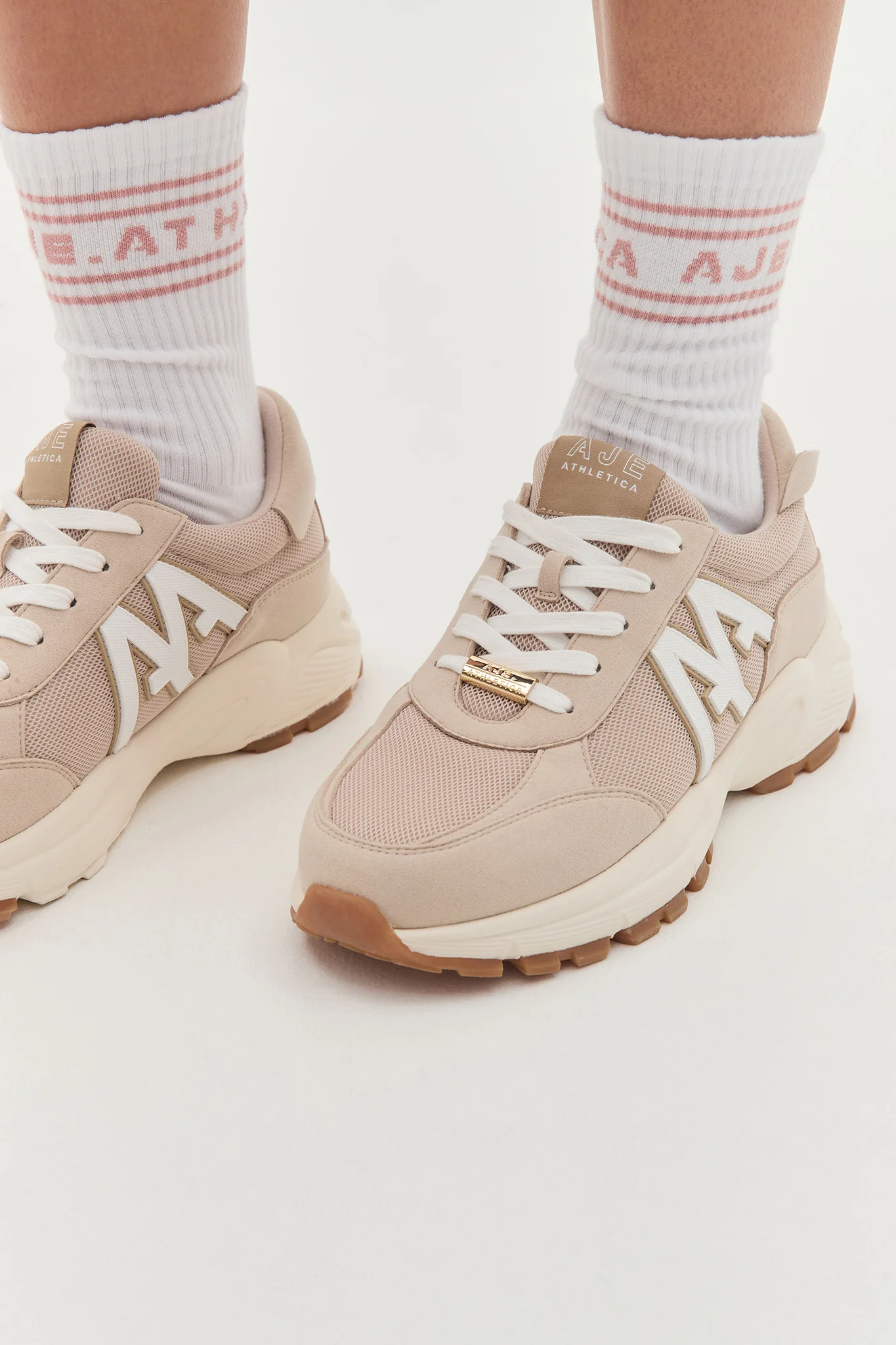 Grip Sole A.a Sneaker 961
