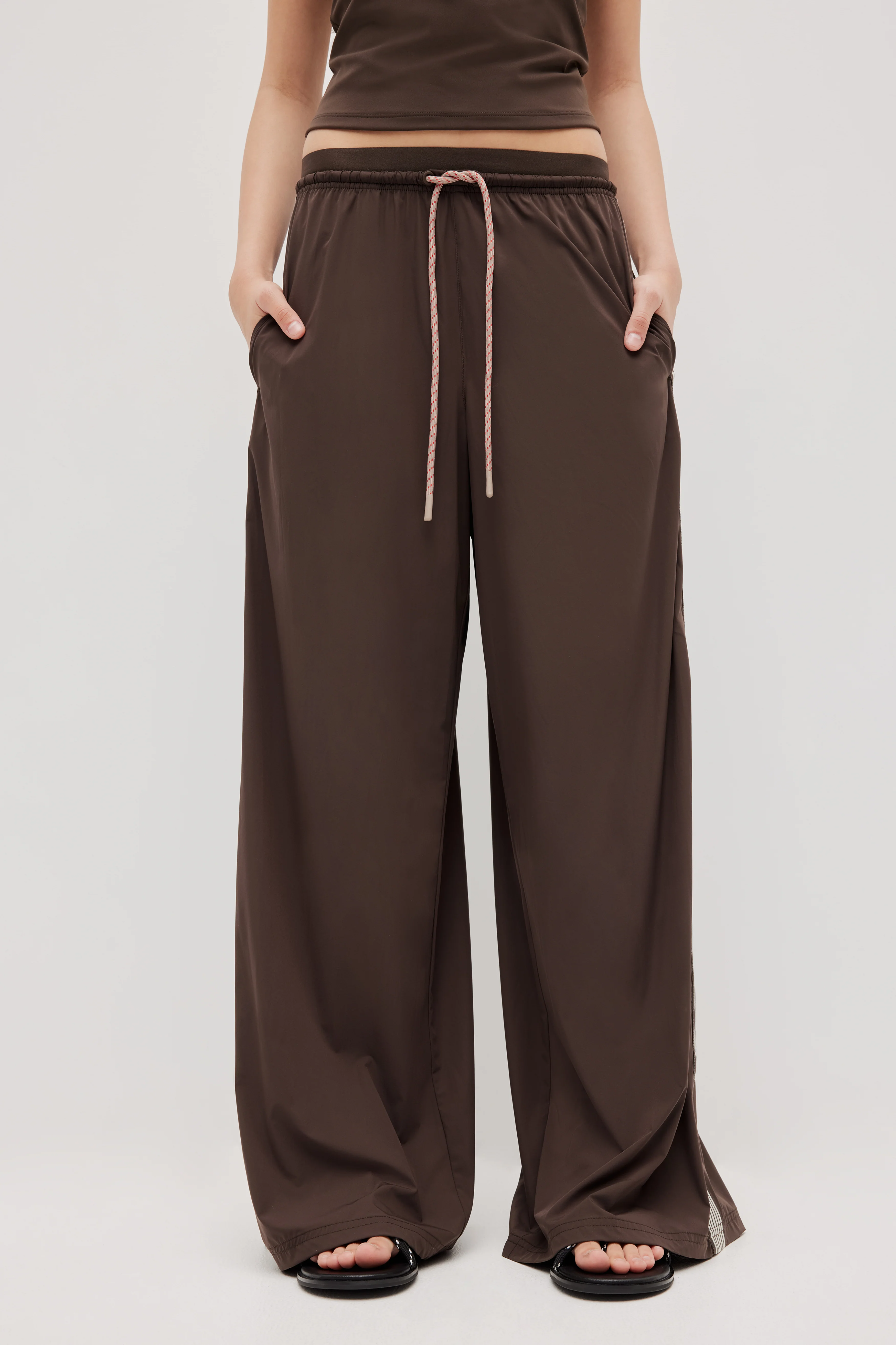 Double Wb Logo Pant 513