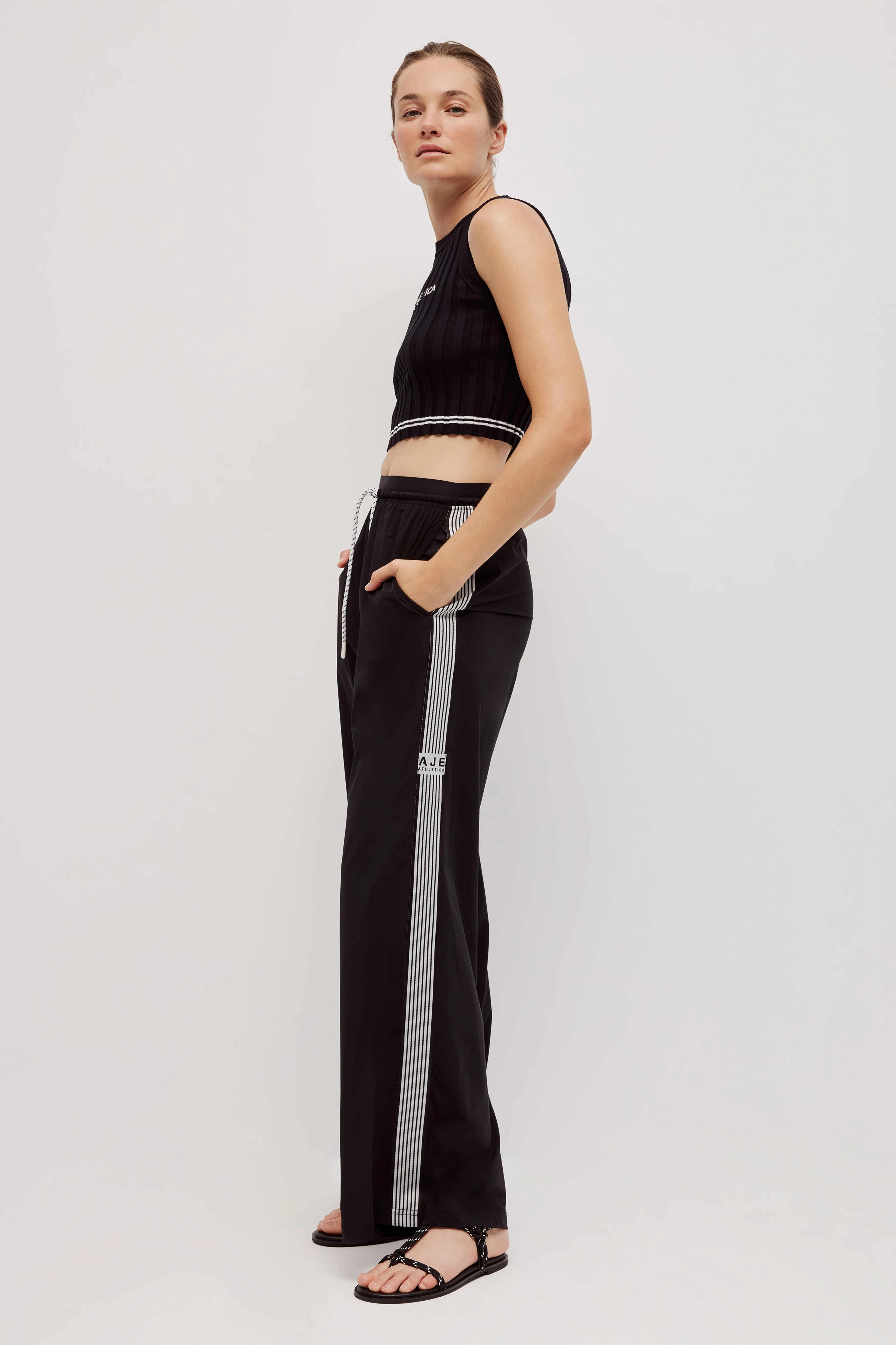 Double Wb Logo Pant 513
