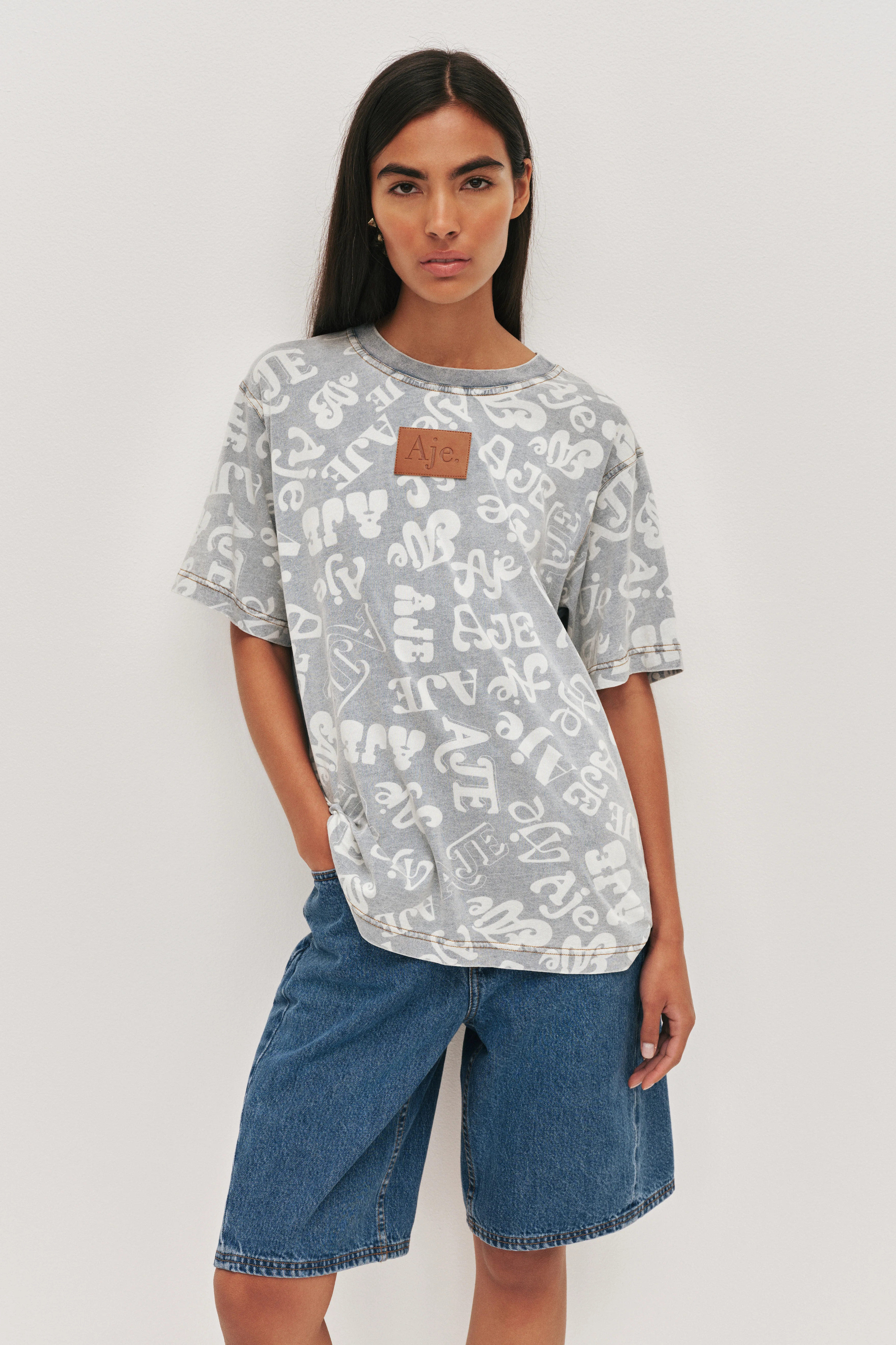 19054-cary-logo-tee-3.webp Cary Logo Tee