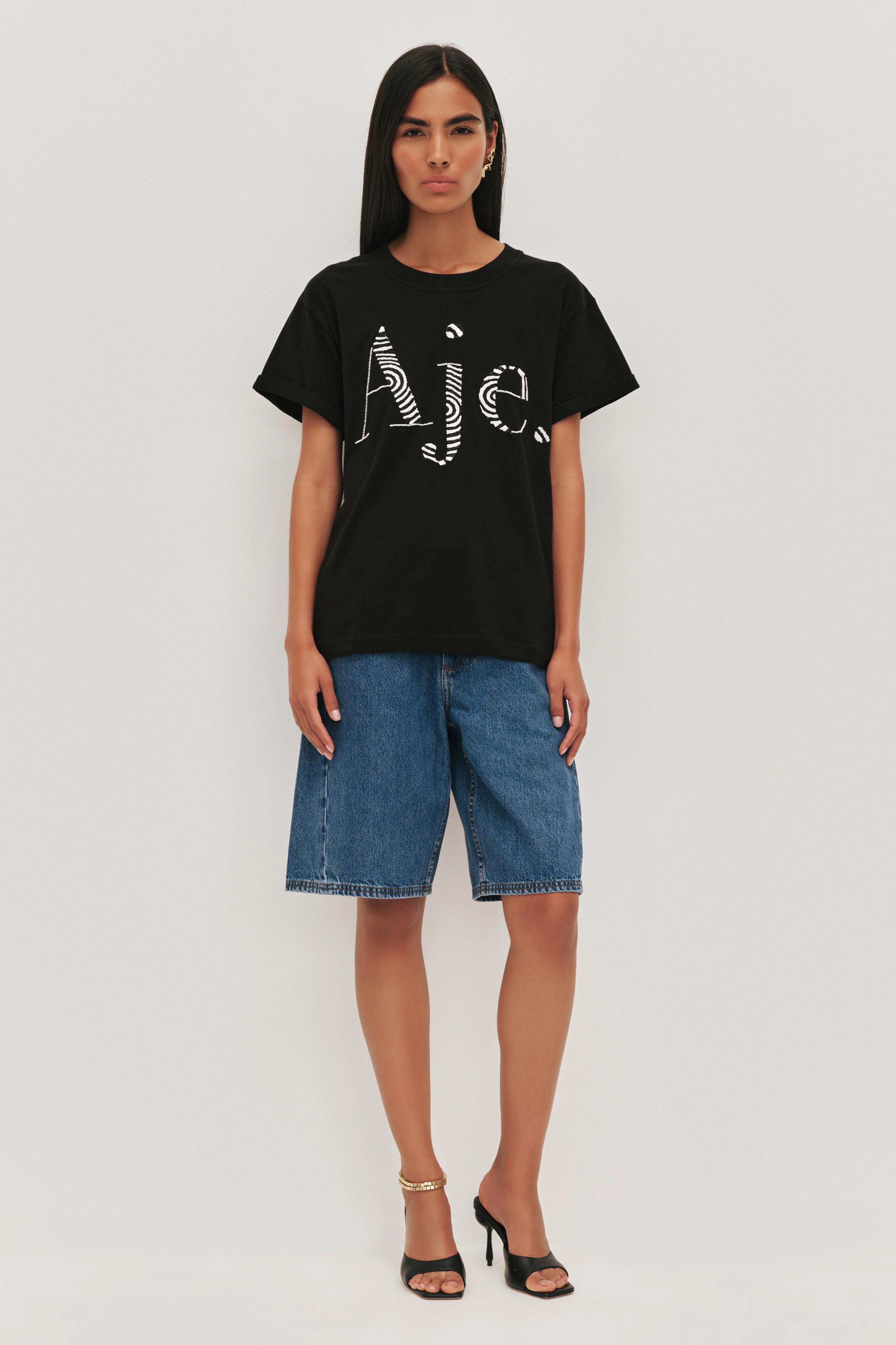 Core Raffia Logo Tee